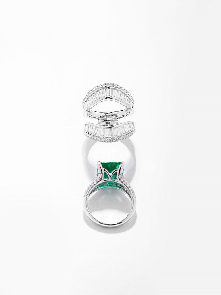 7,11 Karat Zertifizierter Smaragd mit 2 in 1 Modernes Design Cocktail-Ring (Smaragdschliff) im Angebot
