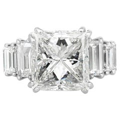 Bague de fiançailles de 7.11 carat avec diamant taille princesse