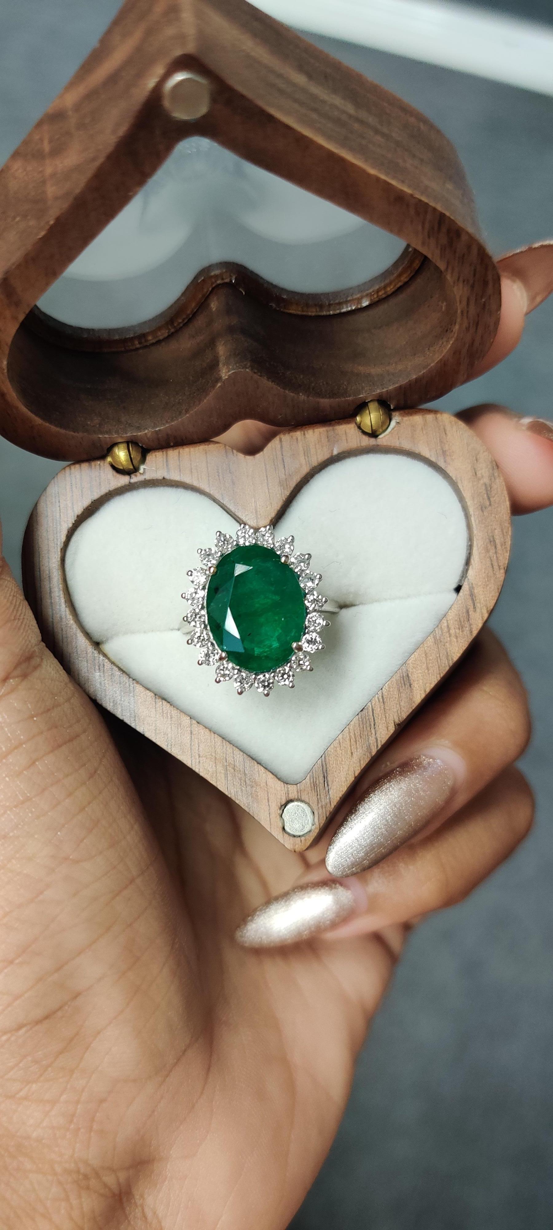 Christmas Special 7.11 Carat Zambian Emerald Ring with Old Cut Diamonds 4