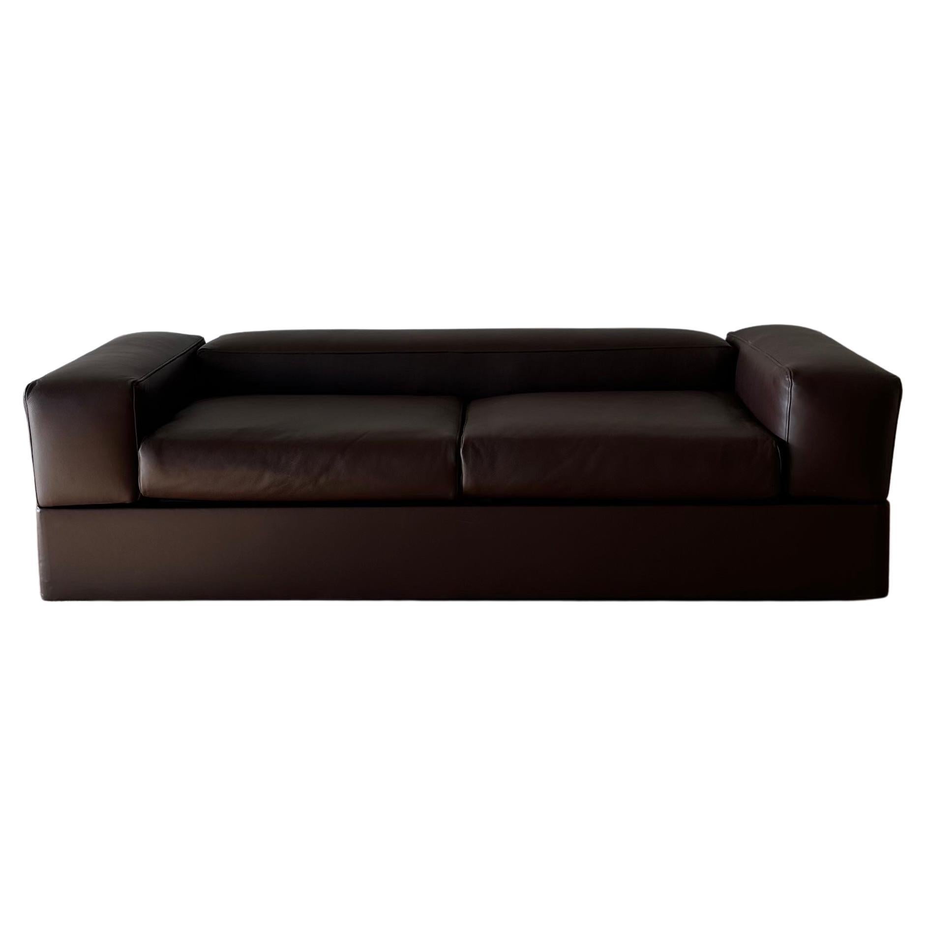711 Daybed / Sofa by Tito Agnoli for Cinova, Italy 1960s 

Iconic design, recently upholstered in a chocolate brown leather 

Excellent condition. 