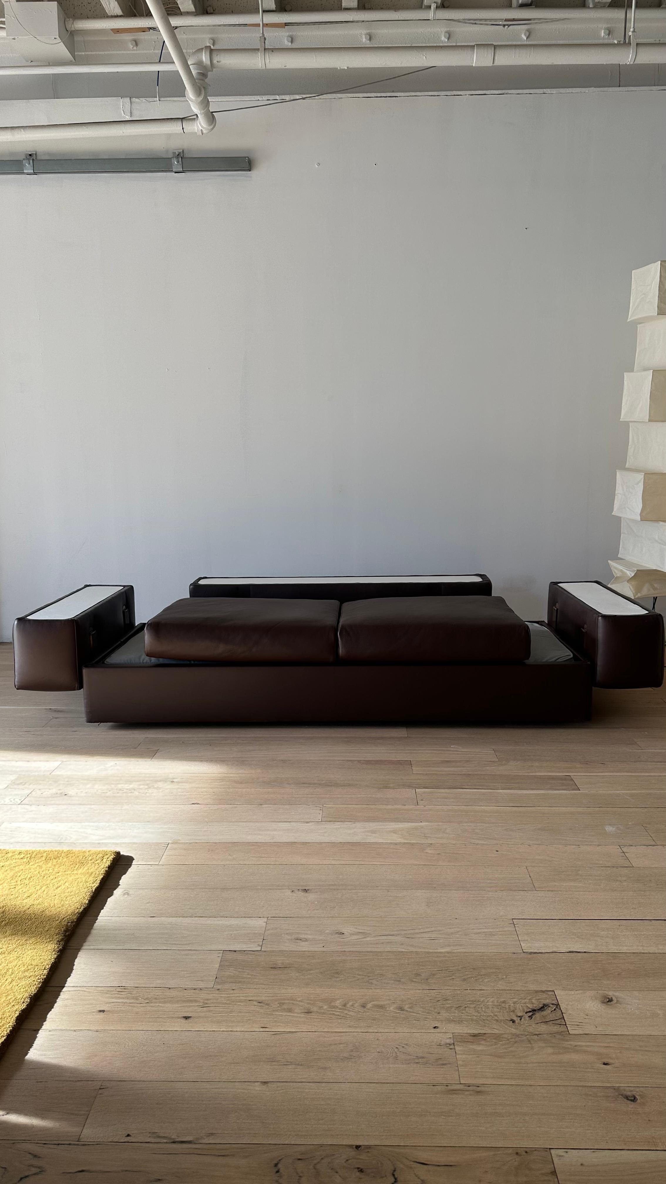 711 daybed / sofa by Tito Agnoli for Ciniva, Italy 1960's In Excellent Condition In Weehawken, NJ