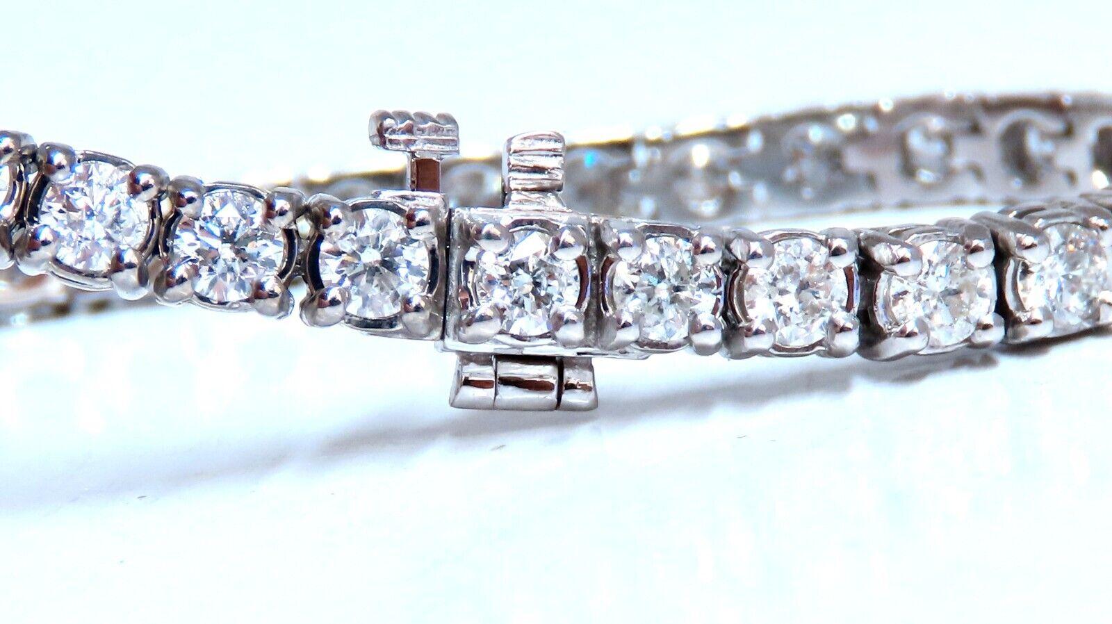 7.11ct Natural Round Diamonds Tennis Bracelet Classic 14 Karat White Gold In New Condition For Sale In New York, NY