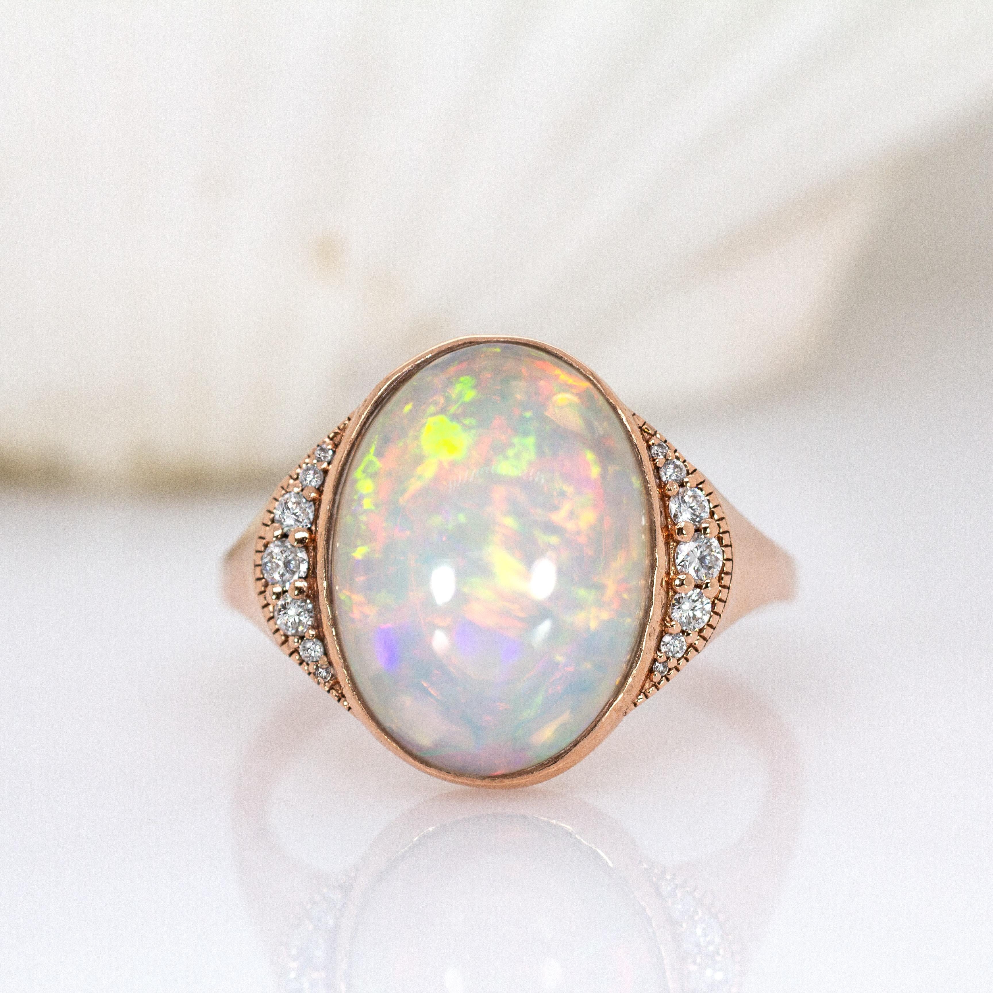 7.11cts Ethiopian Opal W Natural Diamond Accents Ring in 14k Solid Gold 17x13mm Art Decó en venta