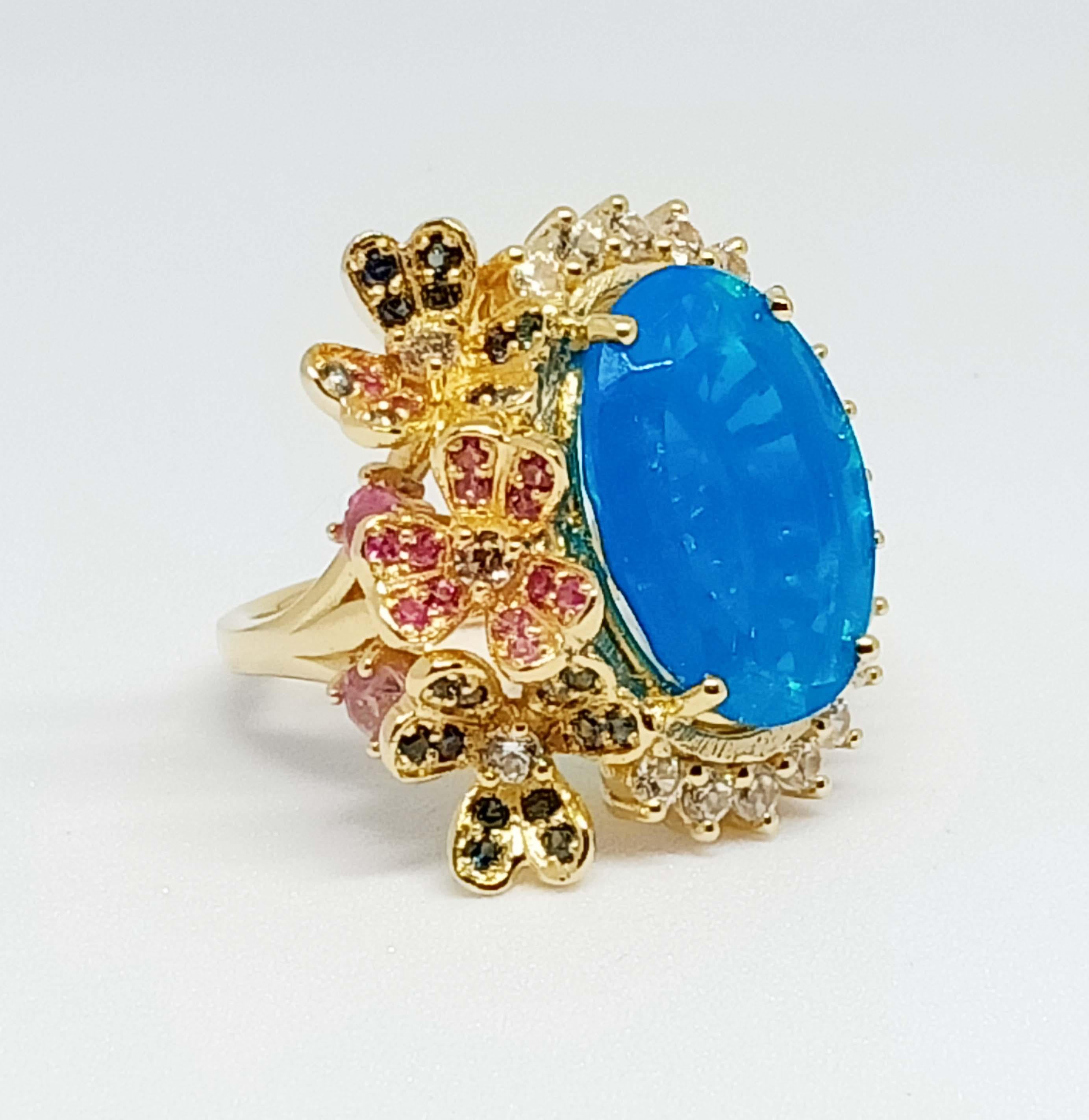 Art Nouveau 7,12 carati. Anello Opale blu in argento sterling placcato oro 18 carati. in vendita
