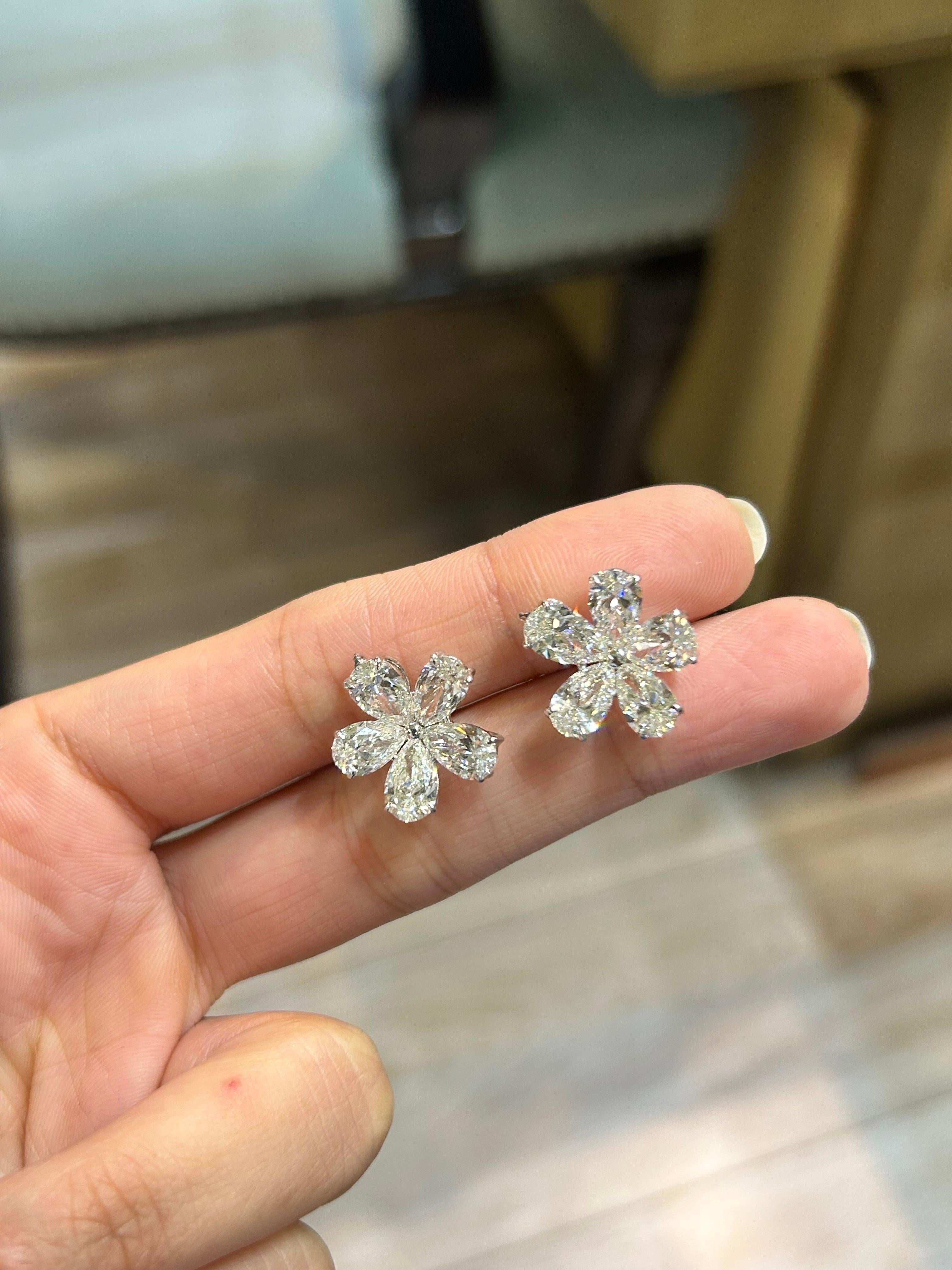 7.13 Carat Pear Shape Diamond Earring Studs In New Condition For Sale In Bangkok, Thailand