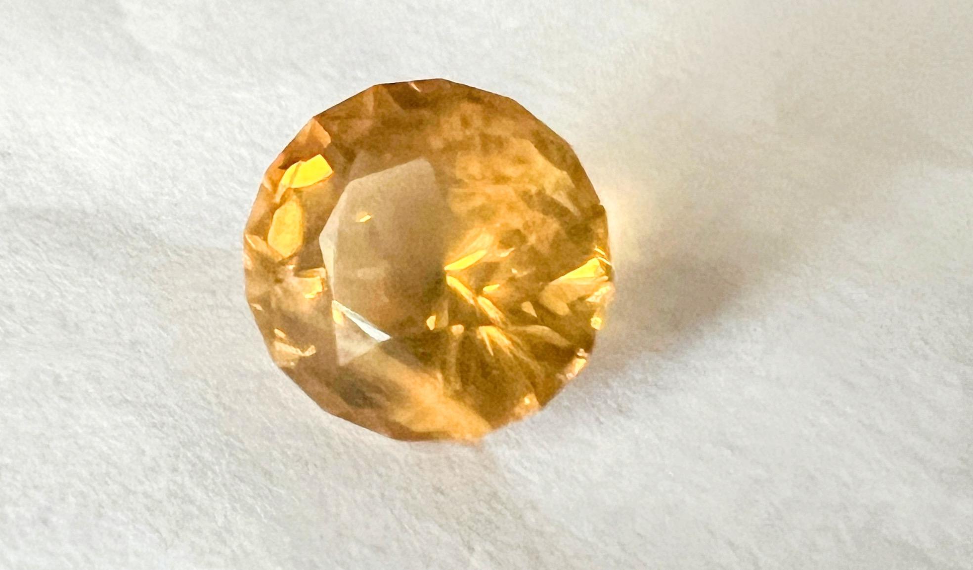 Empire 7.13ct Round Cut Natural Citrine Loose Gemstone  For Sale