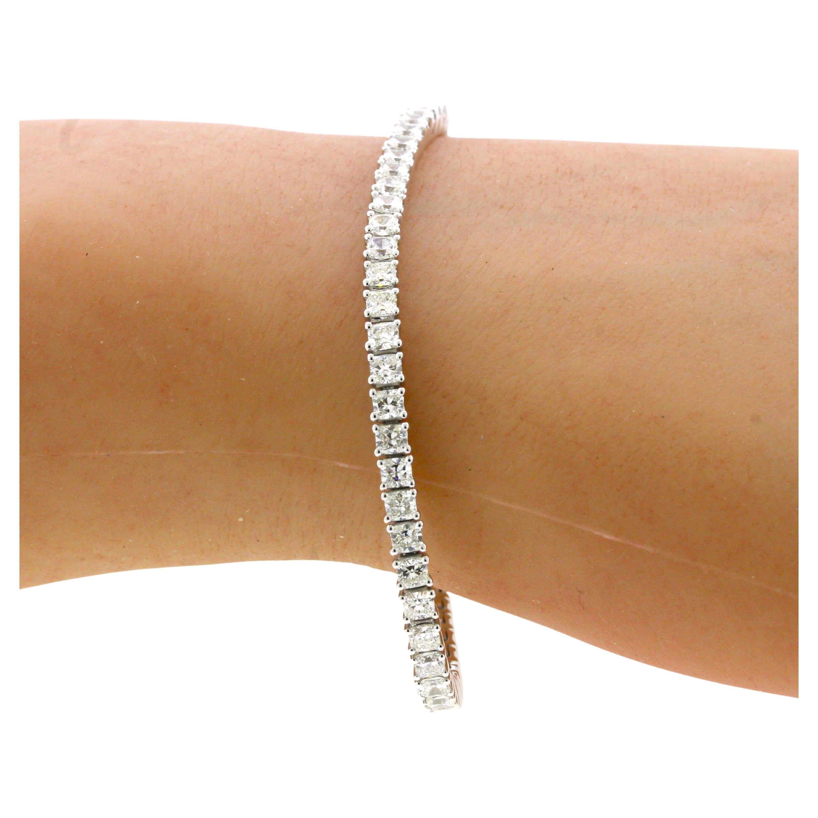 7.14 Karat Diamant-Gold-Tennisarmband mit Kissenschliff