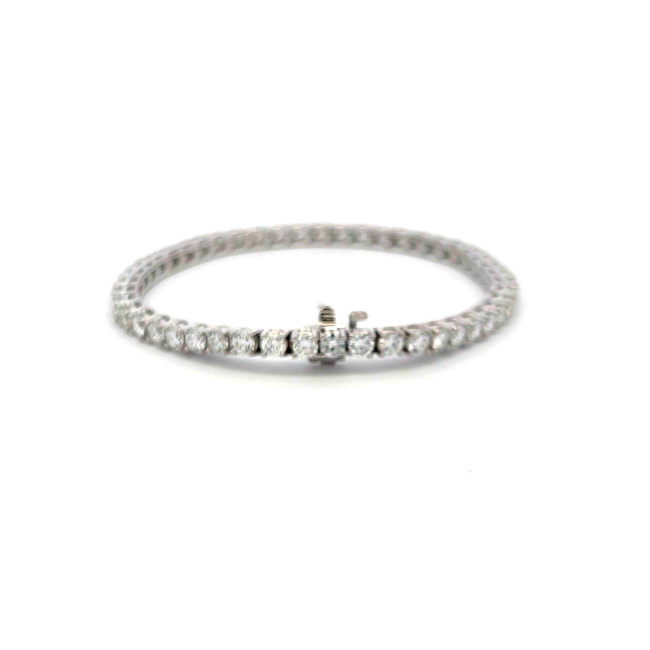 Taglio brillante 7,14 carati di diamante tondo brillante G VS in oro bianco 14 carati Bracciale da tennis in vendita