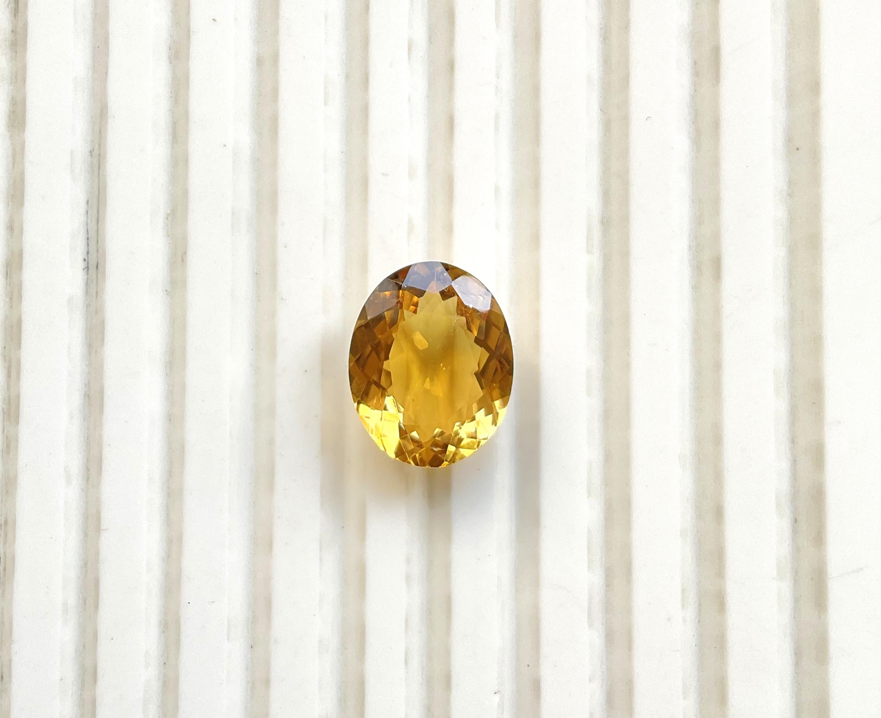 Art Deco 7.14 Carats Orange Tourmaline Oval Faceted Cutstone For Jewelry Natural Gemstone For Sale