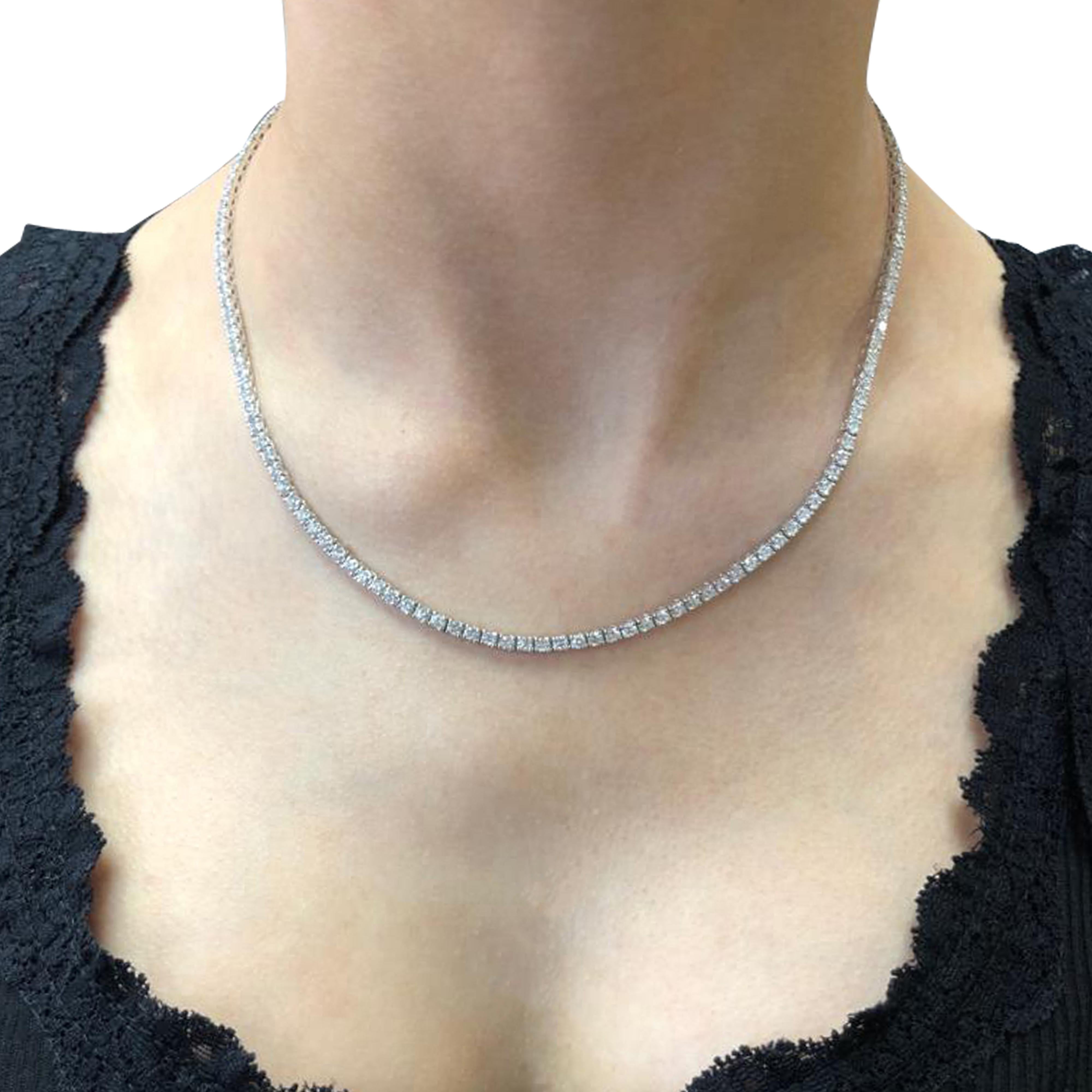 7.15 Carat Diamond Necklace In Excellent Condition In Miami, FL
