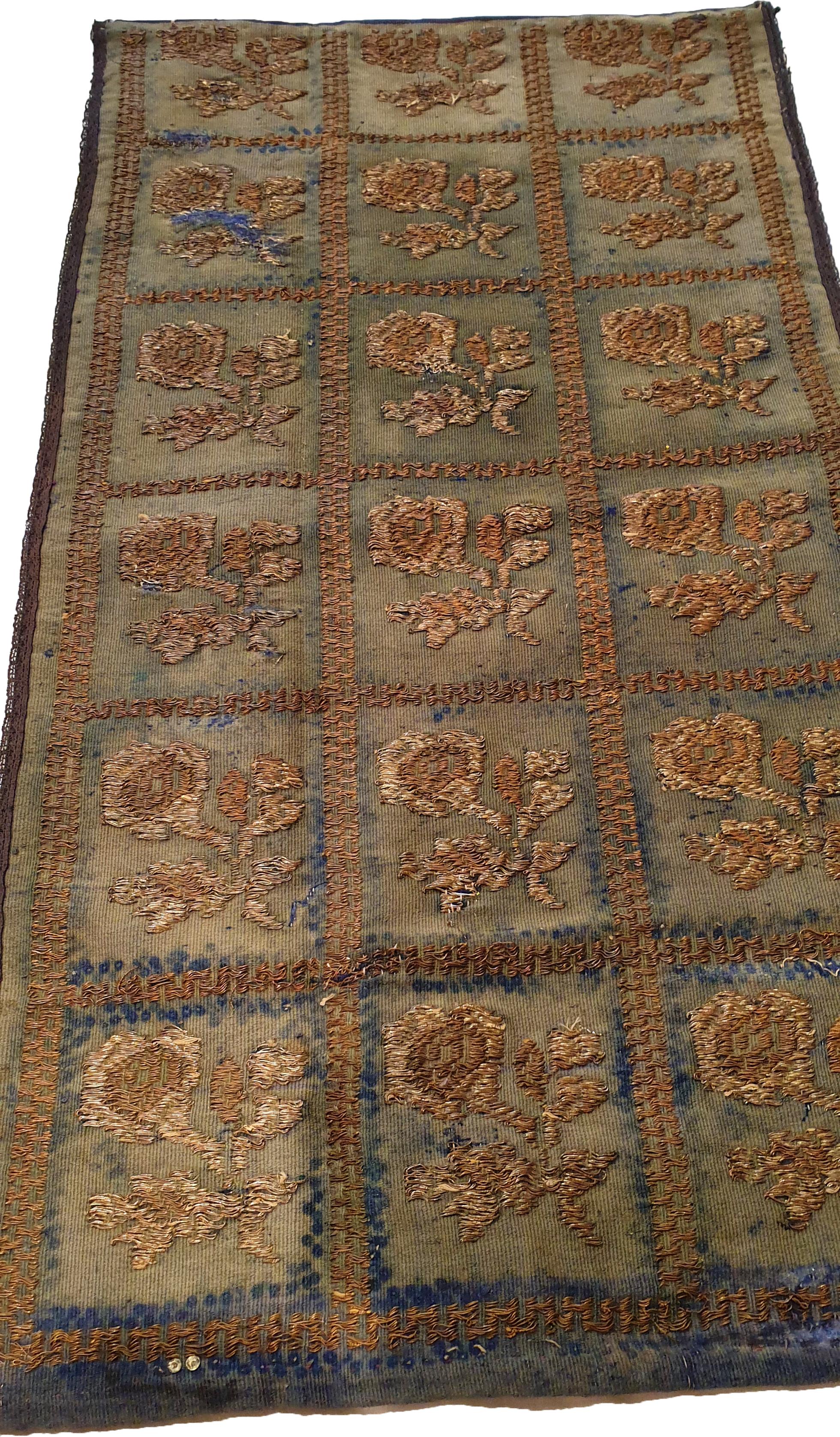 Suzani 715 - Mid-19th Century Ottoman Embroidery For Sale