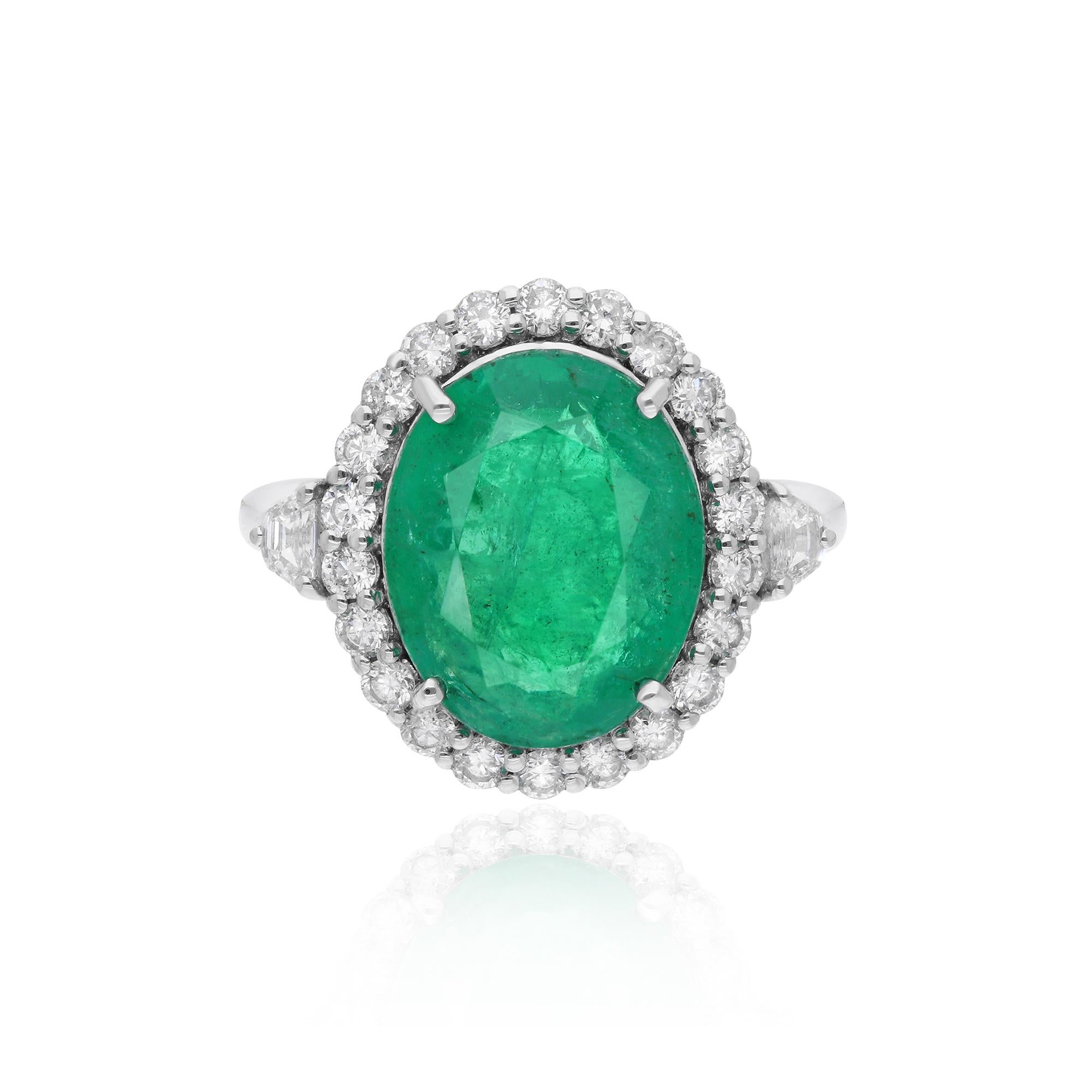 Im Angebot: 7,17 TCW sambischen Smaragd SI/H Diamant Halo Cocktail Edelstein Ring 14k Weißgold () 6