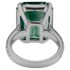 7.18 Carat Colombian Emerald Diamond Platinum Ring – CD Dunaigre Certified, Mino