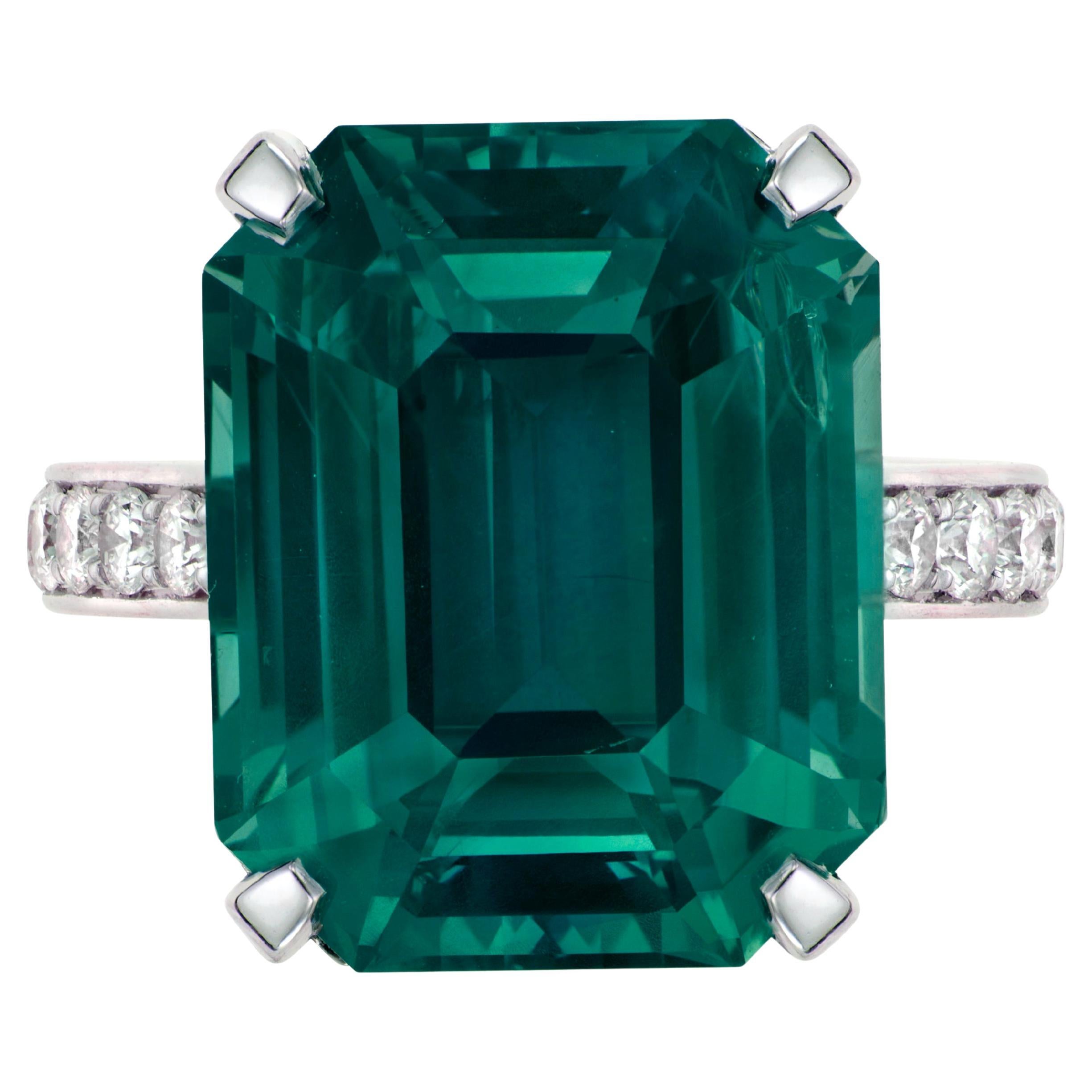 7.18 Carat Colombian Emerald Diamond Platinum Ring – CD Dunaigre Certified, Mino