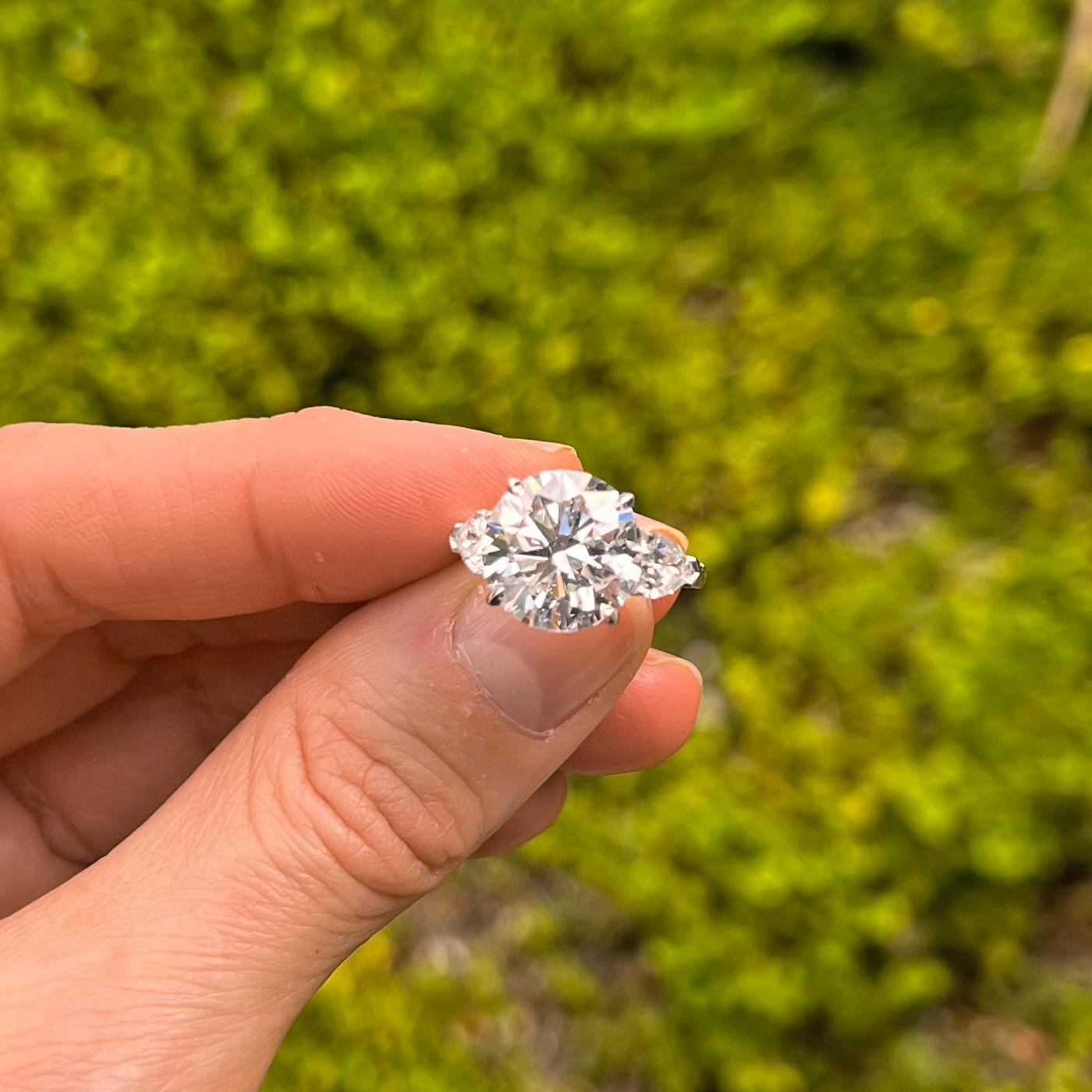7.18 Carat E-Color Round Brilliant-Cut Diamond Engagement Ring In New Condition For Sale In Palm Beach, FL