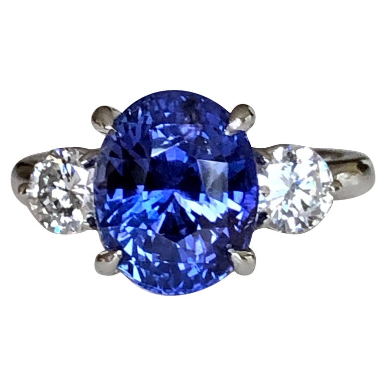 Emeralds Maravellous 7.18 Carat GIA No Heat Color-Changing Sapphire ...
