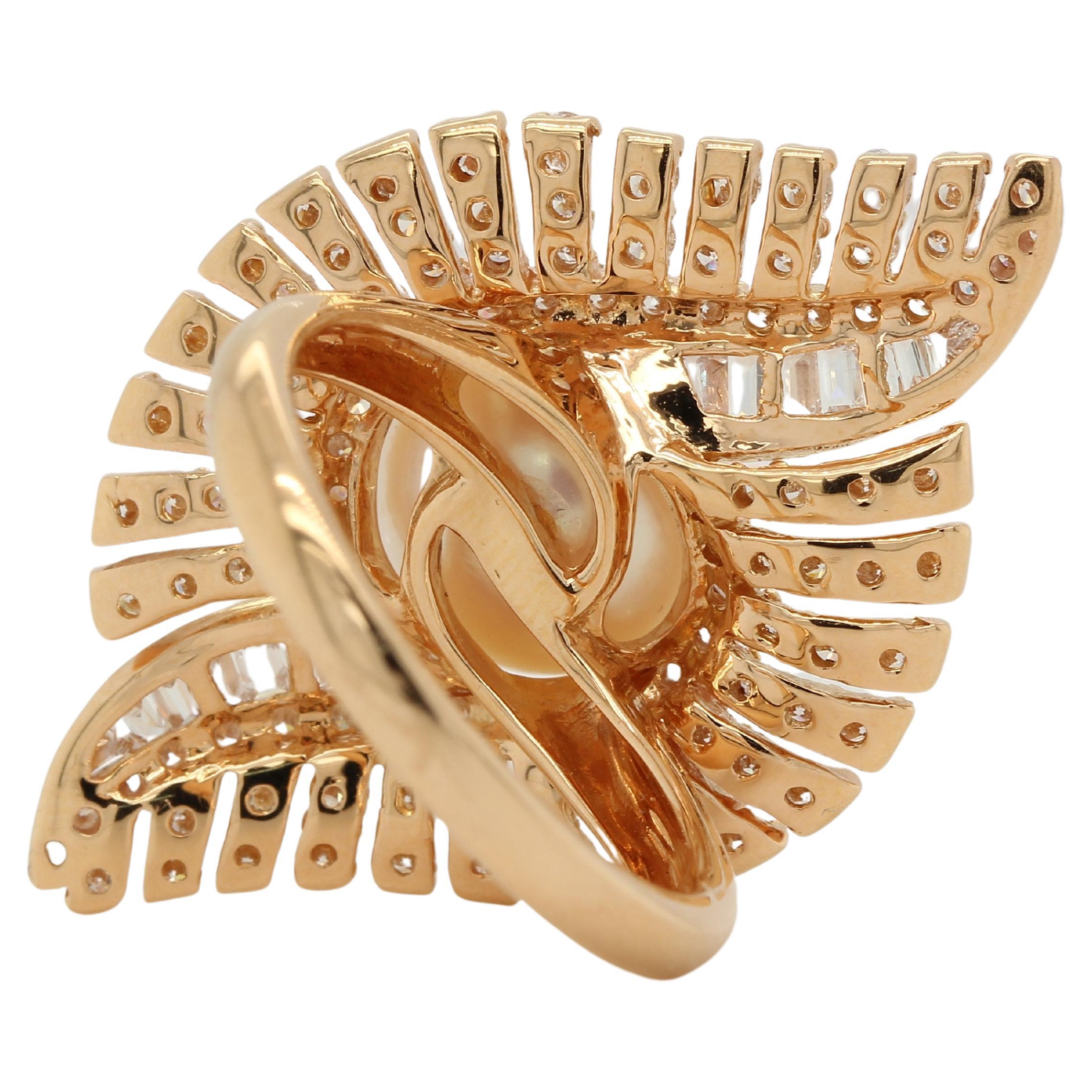 7.18 Carat Pearl and Diamond Ring in 18 Karat Gold For Sale 2