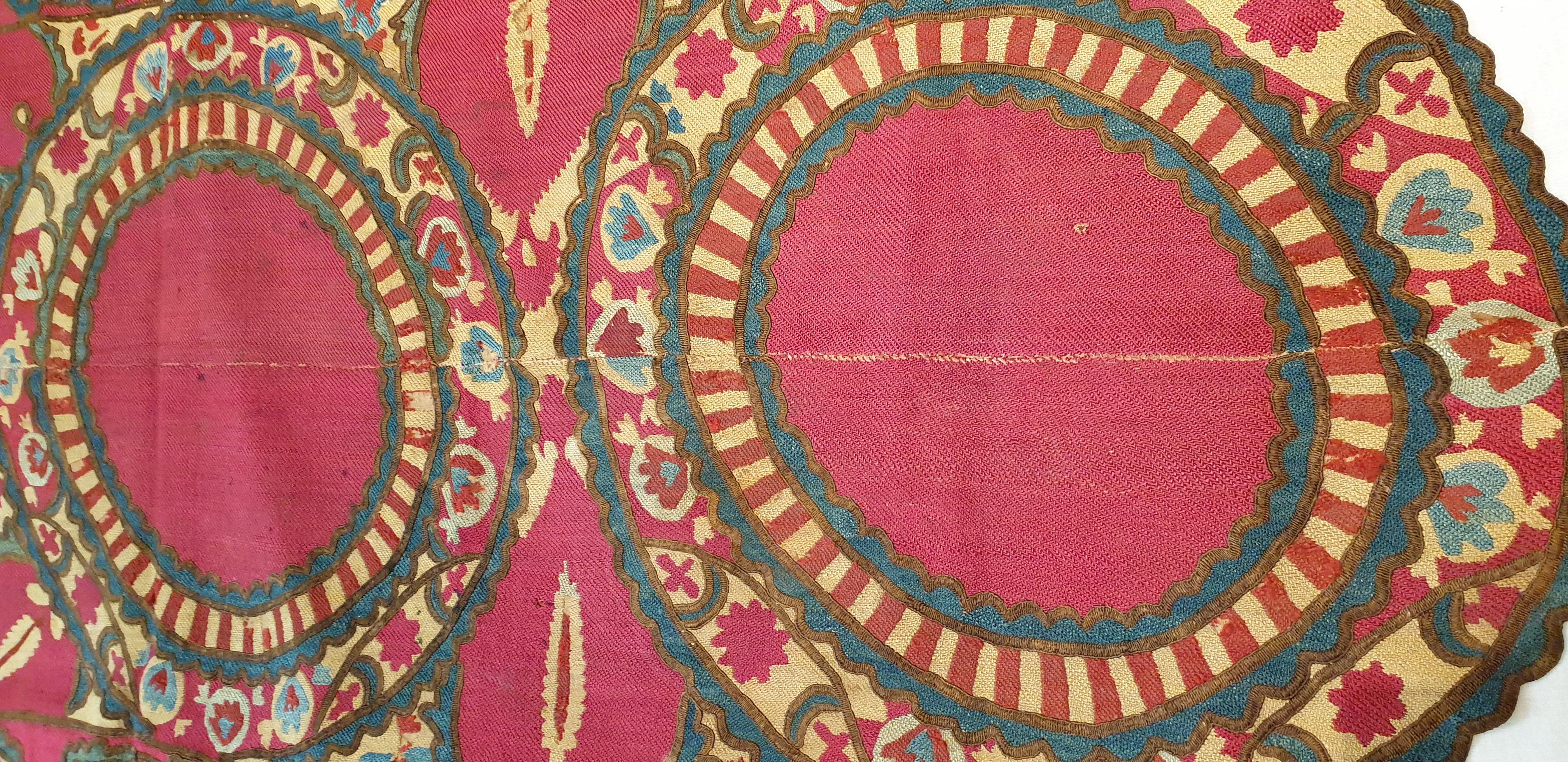 Suzani  19th Century Textile Uzbekistan 'Tashkent' - N° 719 For Sale