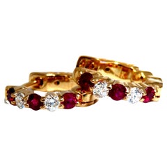 0,71 Karat natürliche Rubin-Diamanten-Ohrringe 14kt Gelbgold