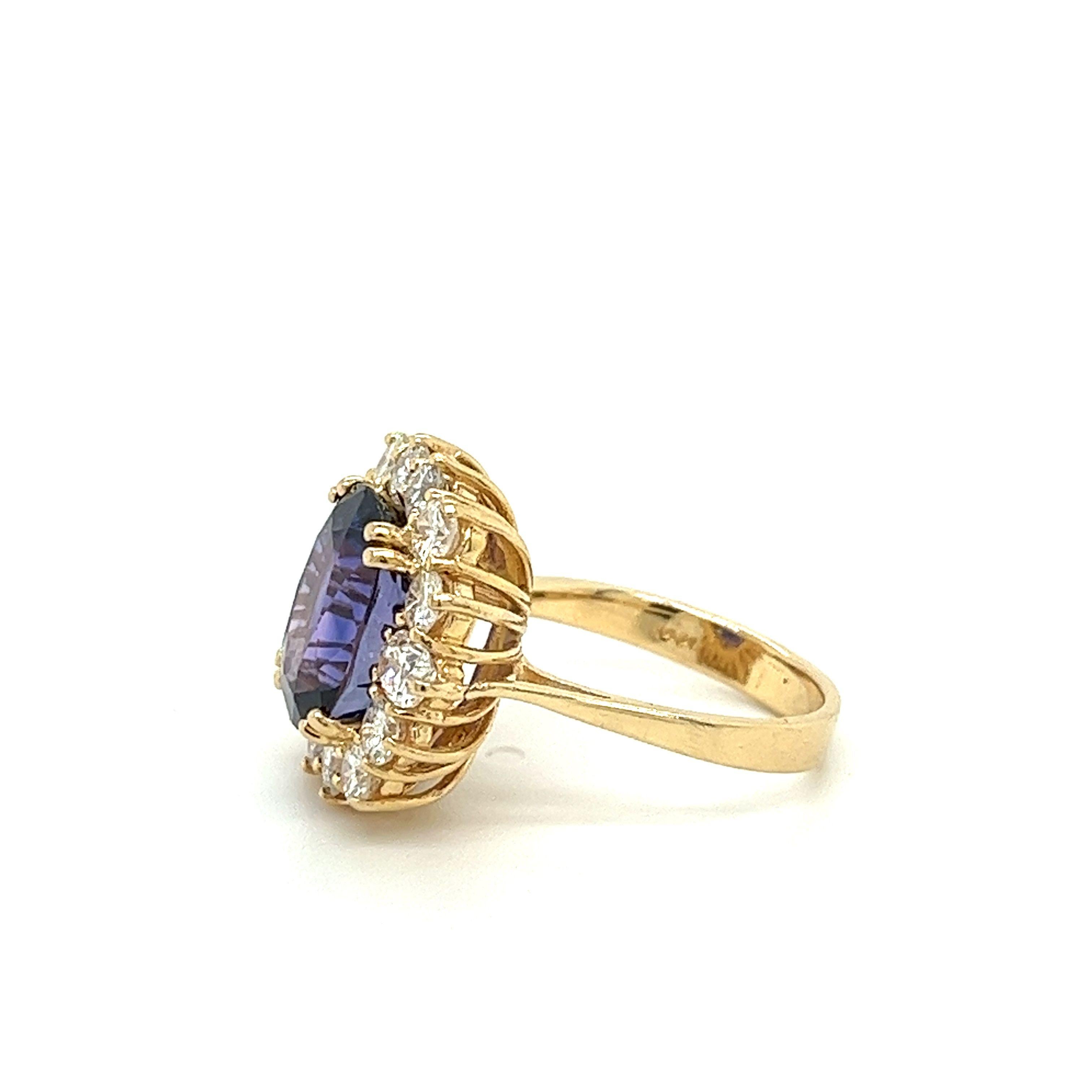 7.15 Carat Oval Cut Blue Sapphire & Diamond Halo Ring in 14K Yellow Gold In New Condition For Sale In Miami, FL