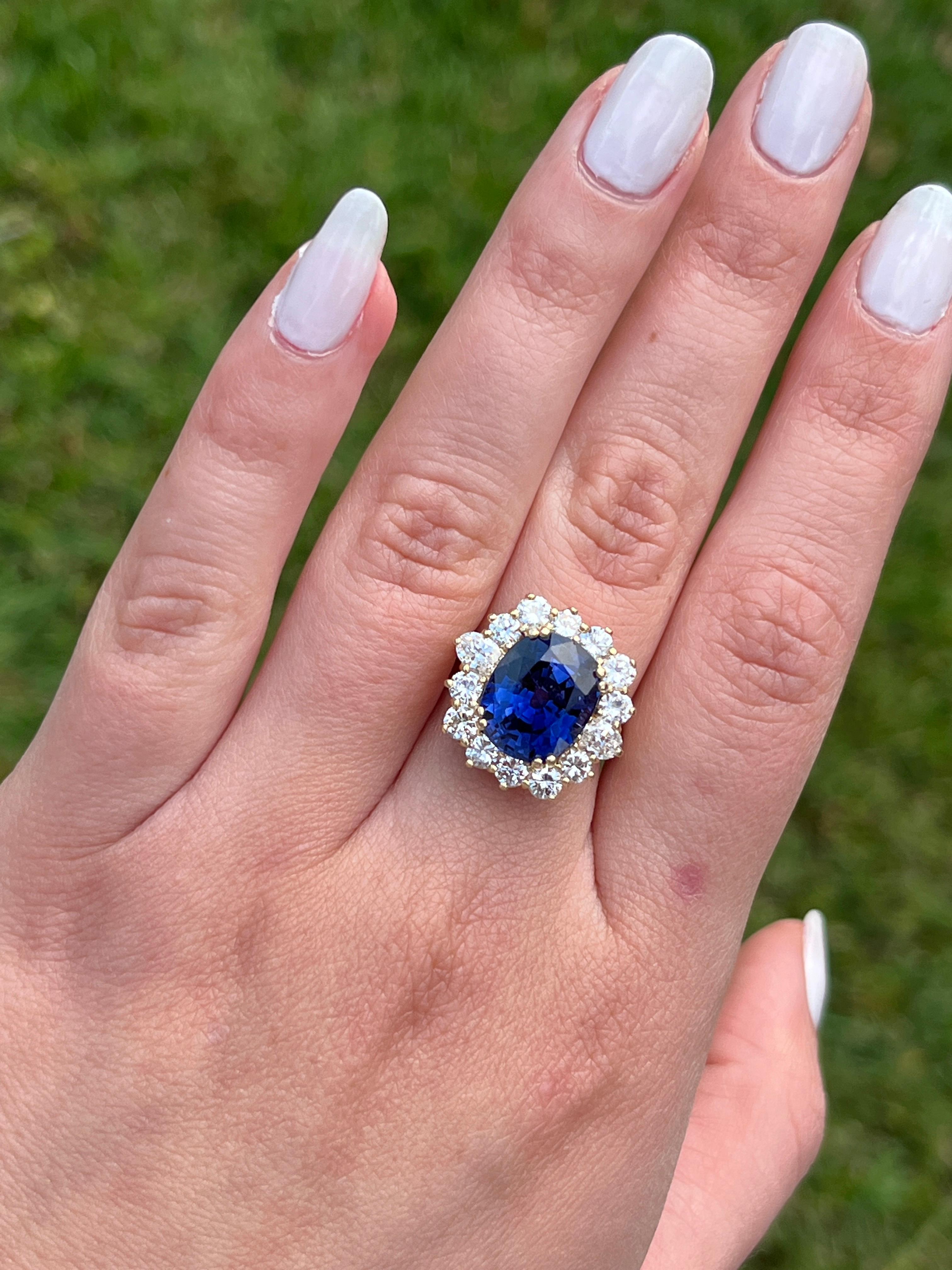 7.15 Carat Oval Cut Blue Sapphire & Diamond Halo Ring in 14K Yellow Gold For Sale 1
