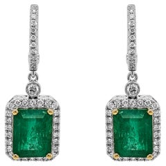 Pendientes de oro blanco y amarillo con esmeralda y diamante blanco de 7.2 quilates