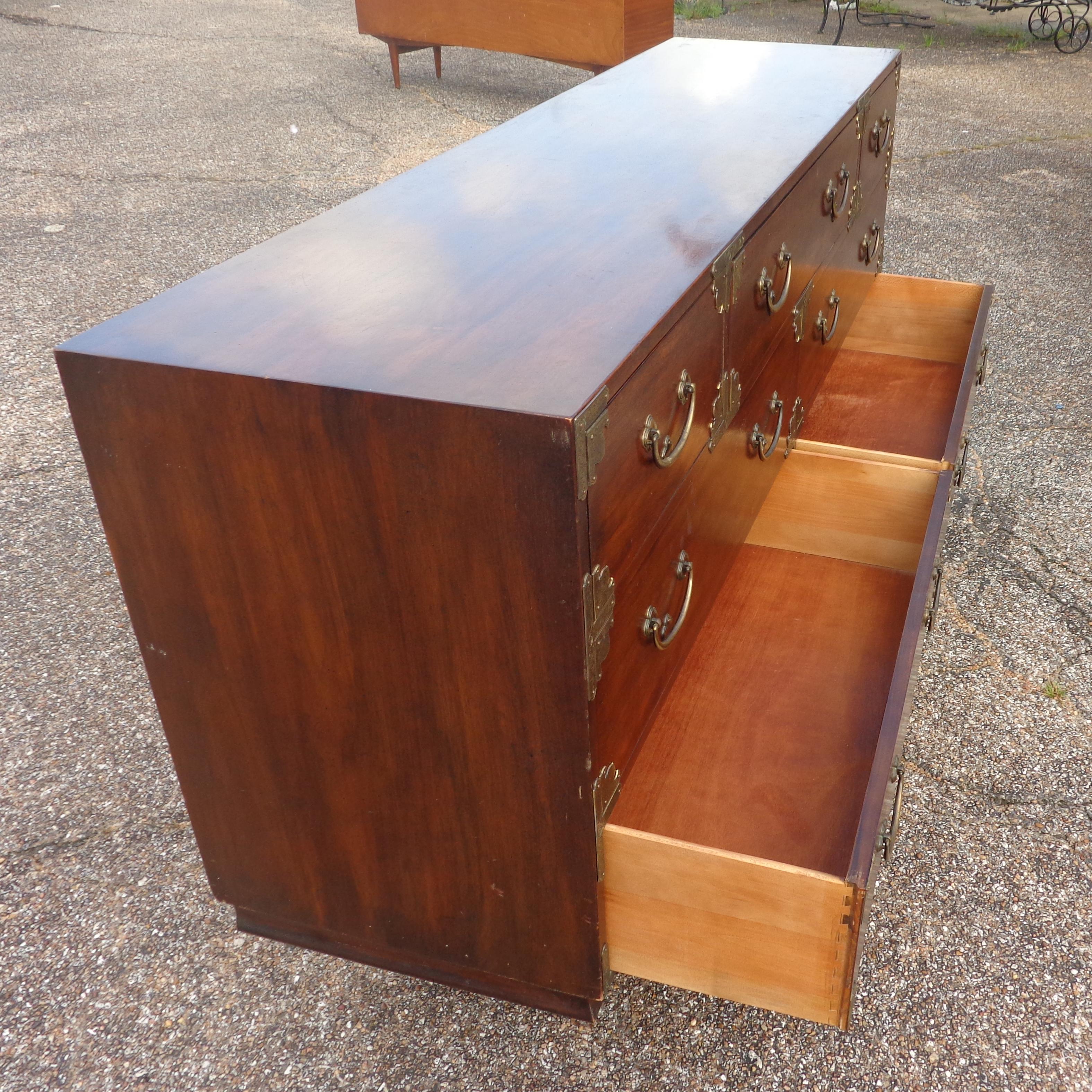henredon campaign dresser