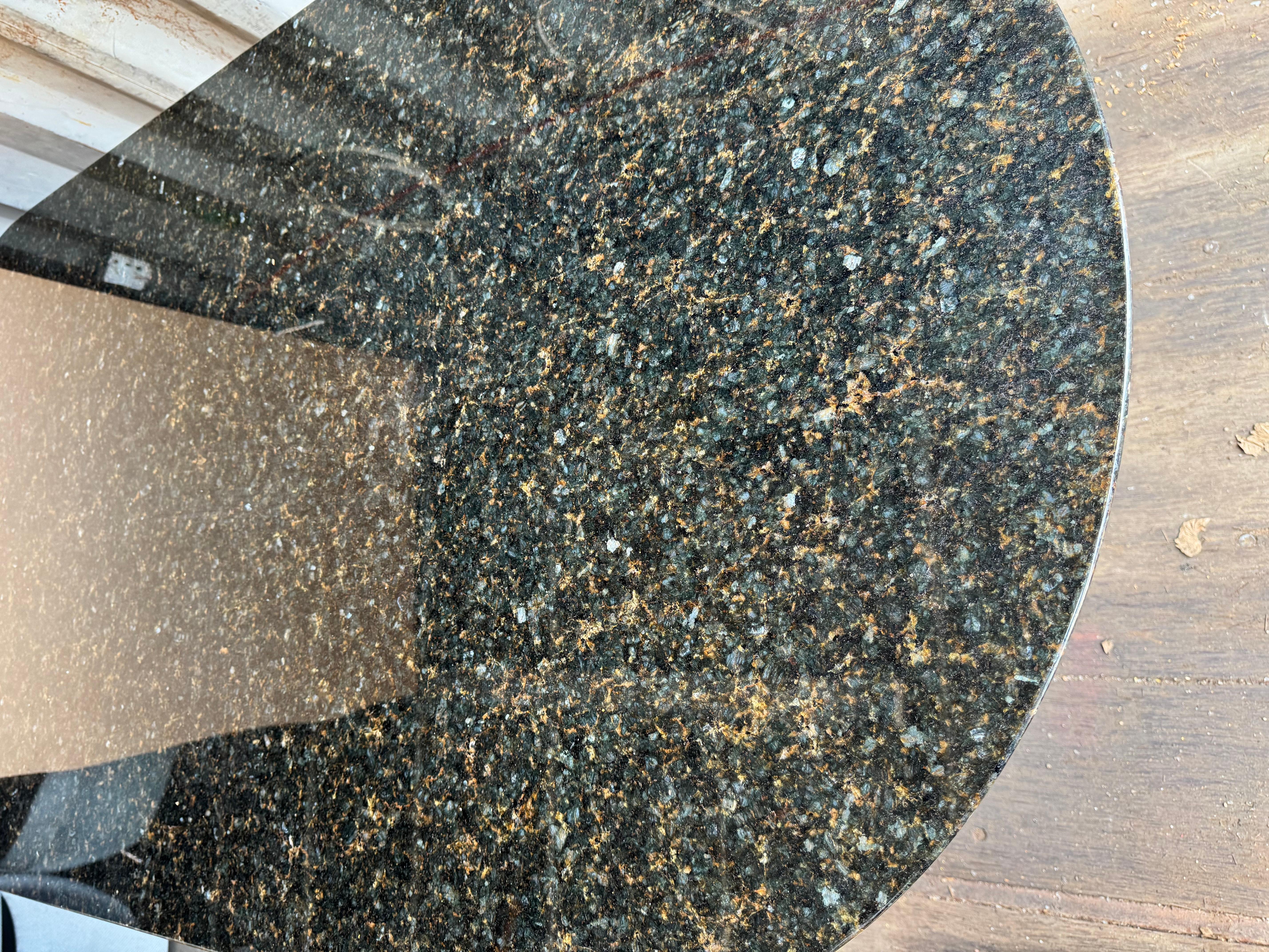 Table d'hippodrome 72