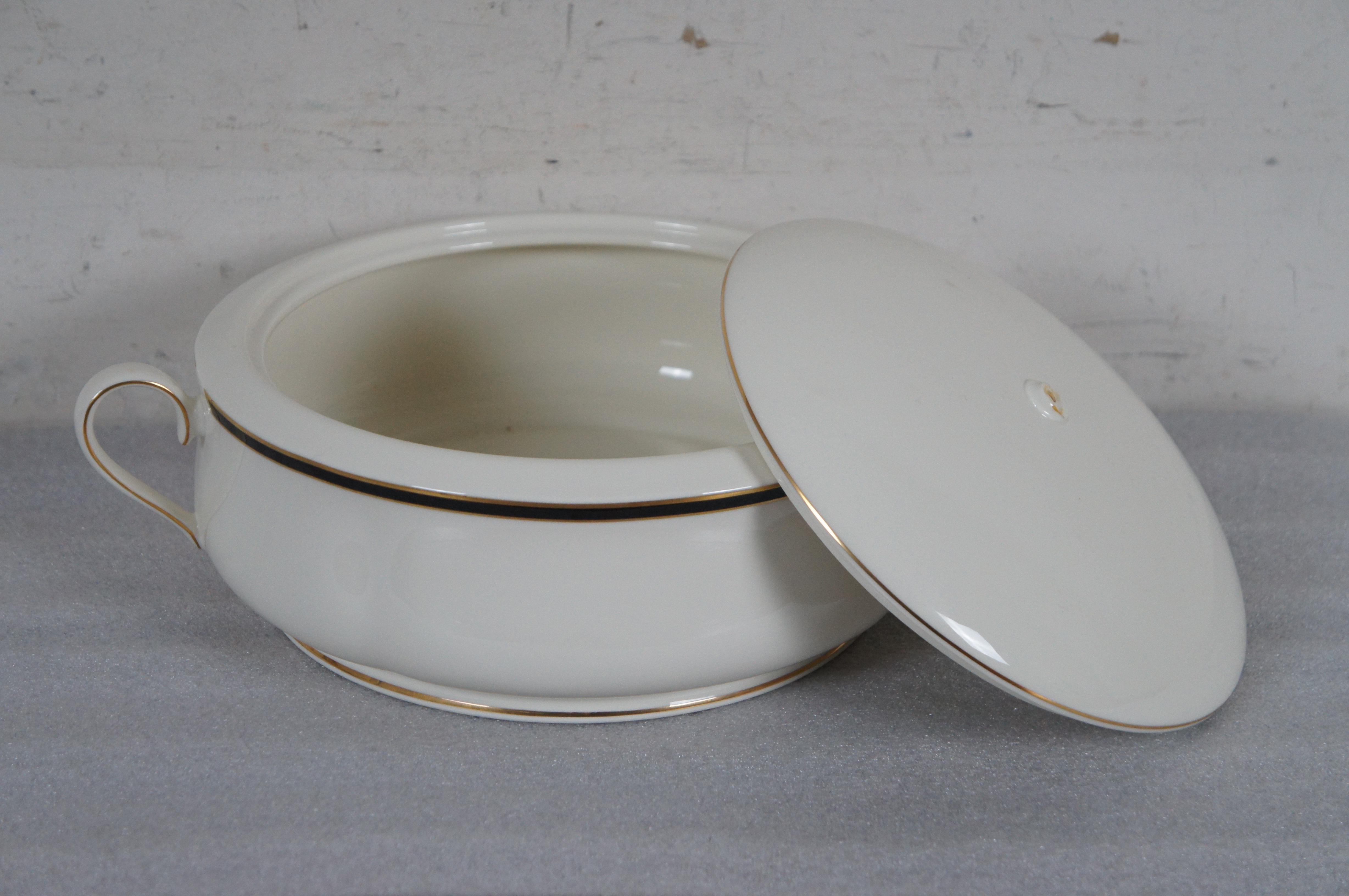 20th Century 72 Pc Lenox Urban Lights American Home Collection Dinnerware China Serving Set For Sale