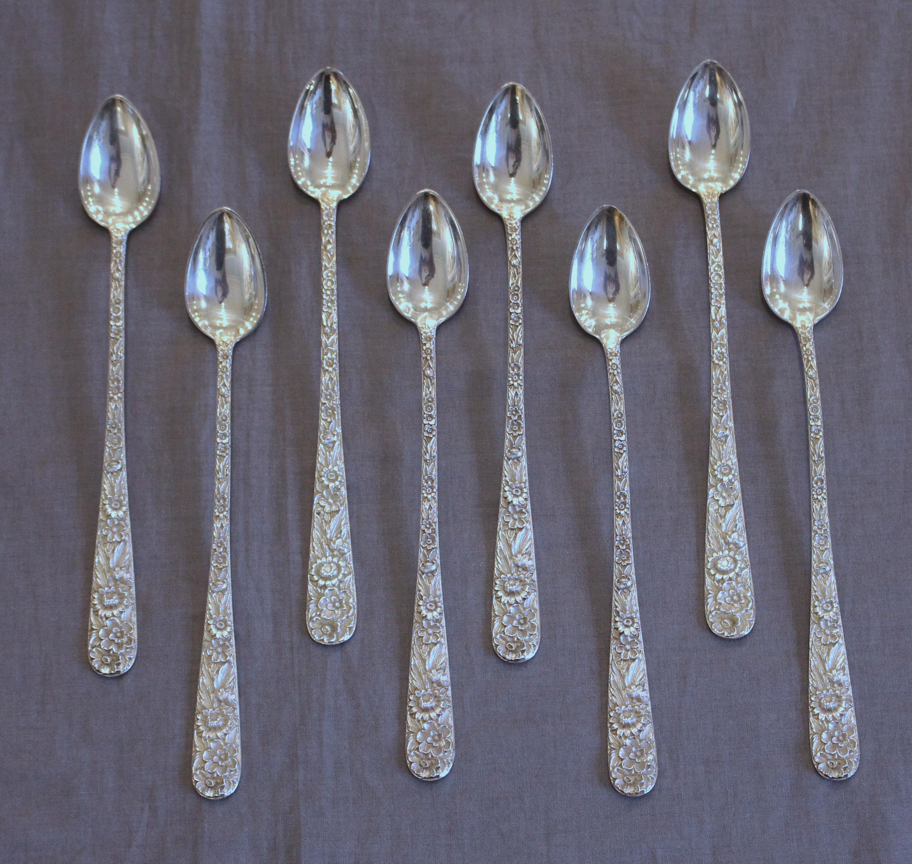 Americano Set di posate in argento Kirk Repousse da 72 pezzi in vendita