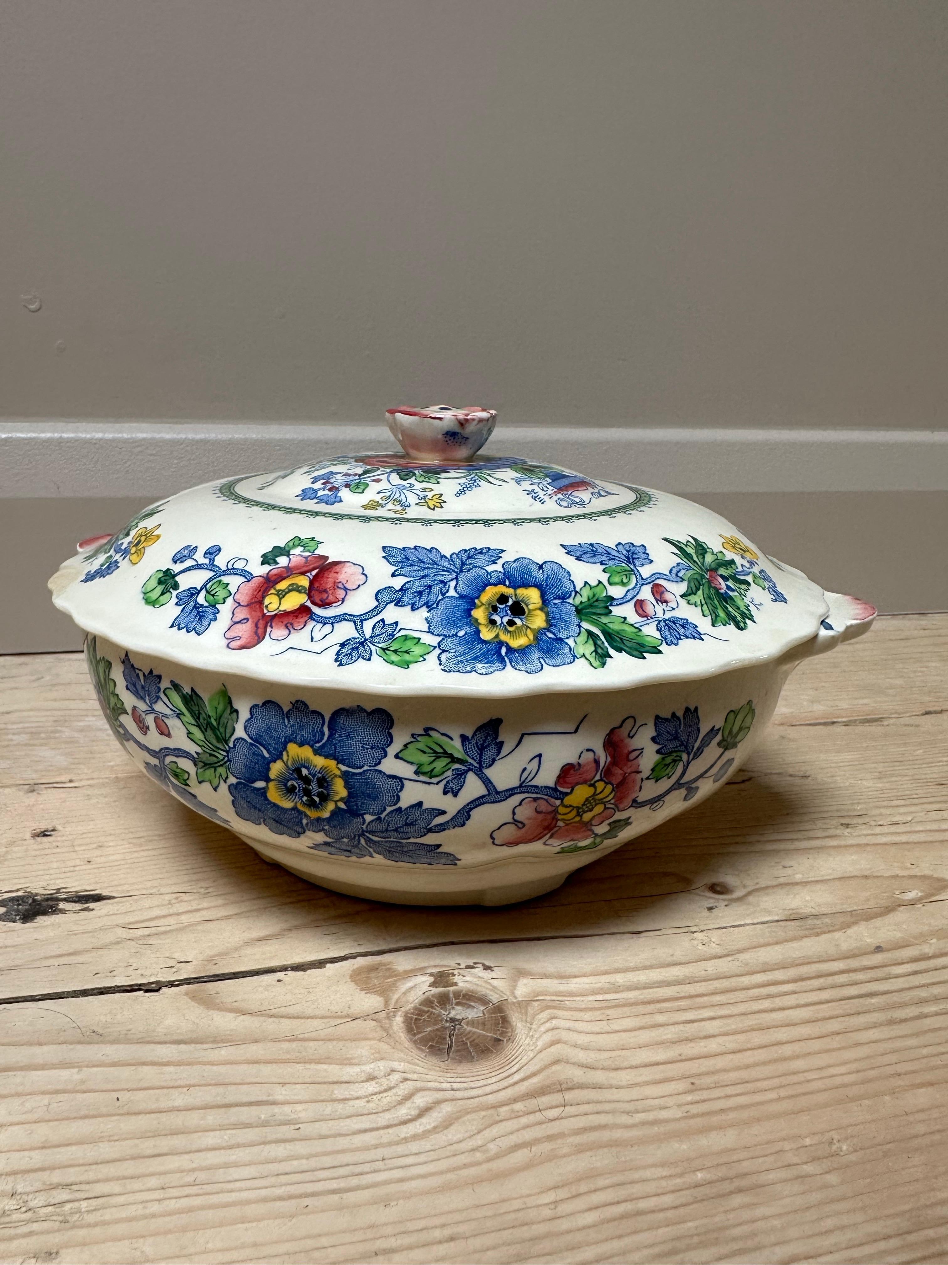 72-piece Mason's Strathmore Dinner Service, 19th Century, Pink & Blue Pattern For Sale 7