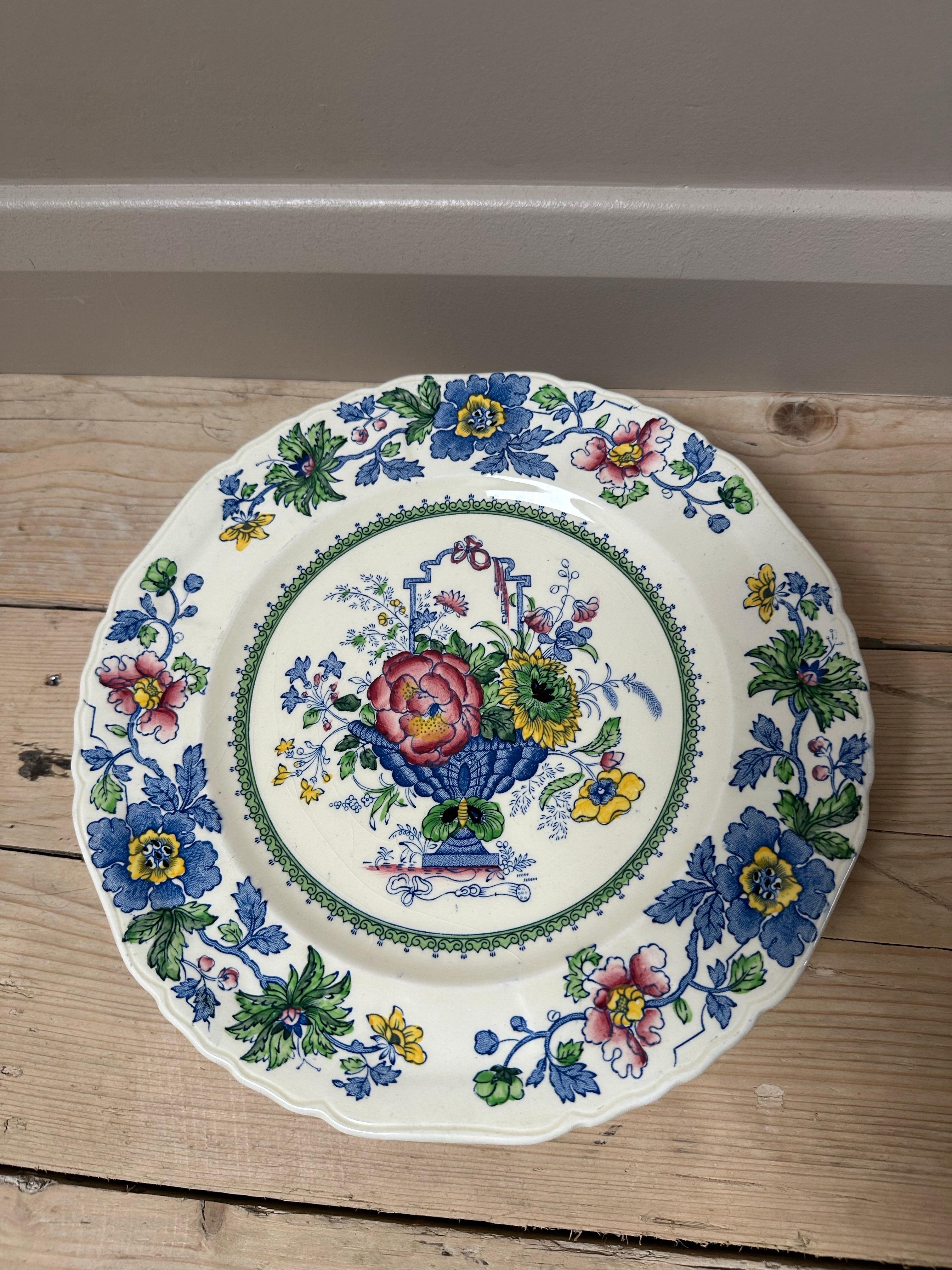 Ceramic 72-piece Mason's Strathmore Dinner Service, 19th Century, Pink & Blue Pattern For Sale