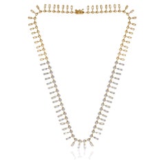 7,20 Carati Baguette e diamanti rotondi Collana con charms in oro giallo 14 carati