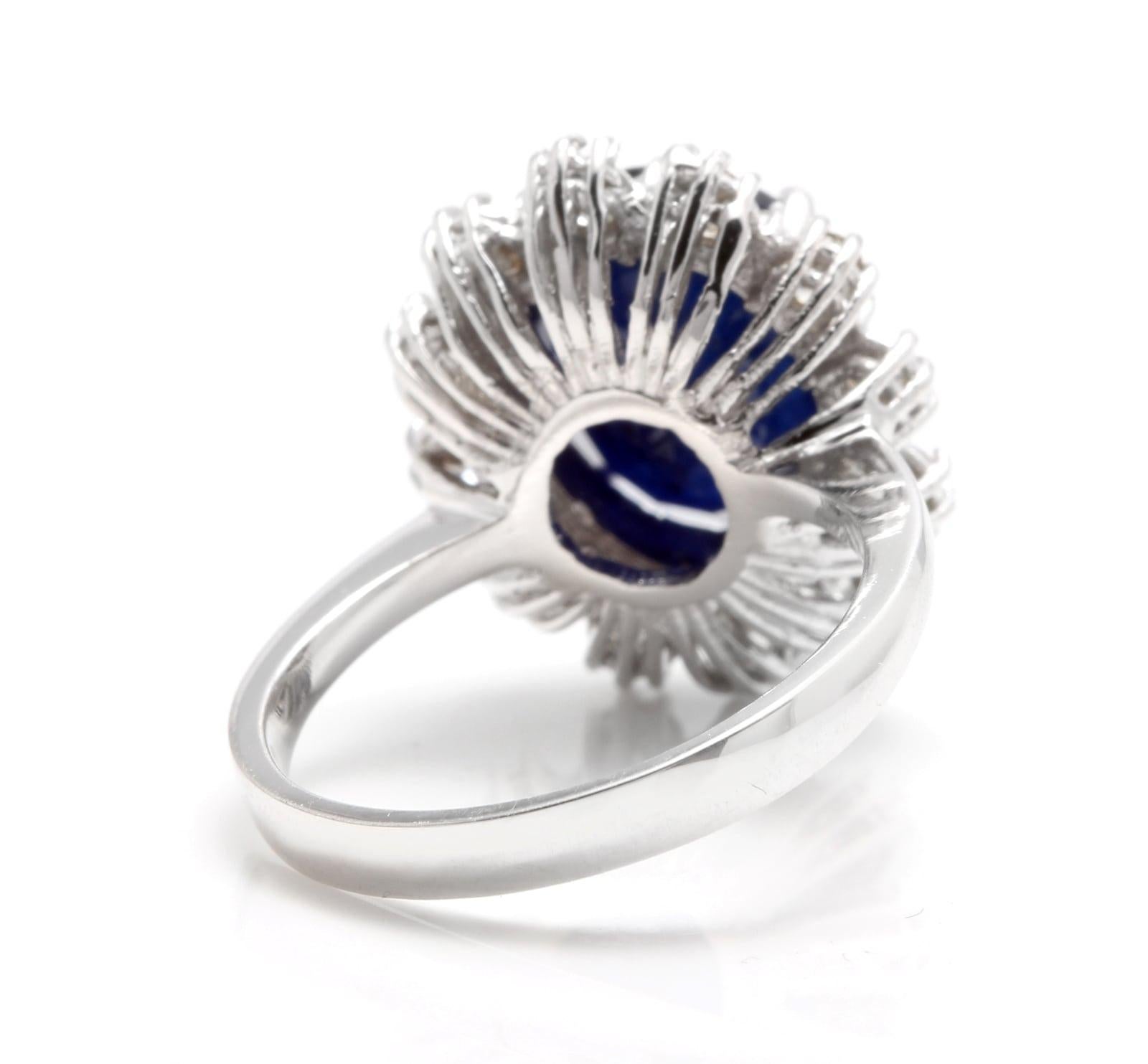 7.20 Carat Natural Sapphire and Diamond 18 Karat Solid White Gold Ring In New Condition For Sale In Los Angeles, CA
