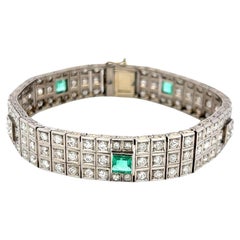 7.20 Carat Old European Diamond 1.50 Carat Emerald Platinum Art-Deco Bracelet