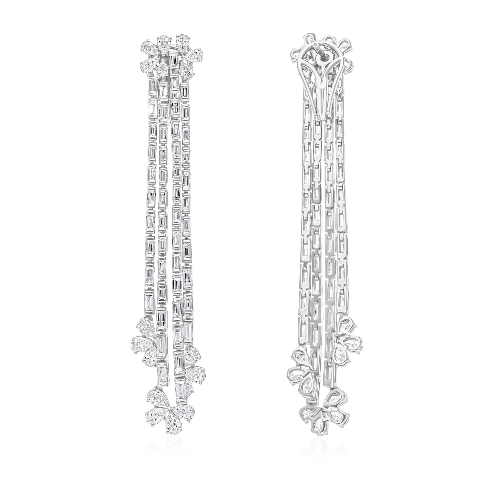 Suivez la vitrine de Spectrum Jewels pour découvrir la dernière collection et les pièces exclusives. Spectrum Jewels est fièrement classé parmi les meilleurs vendeurs sur 1stdibs avec des commentaires clients de 5 étoiles. Tous les articles