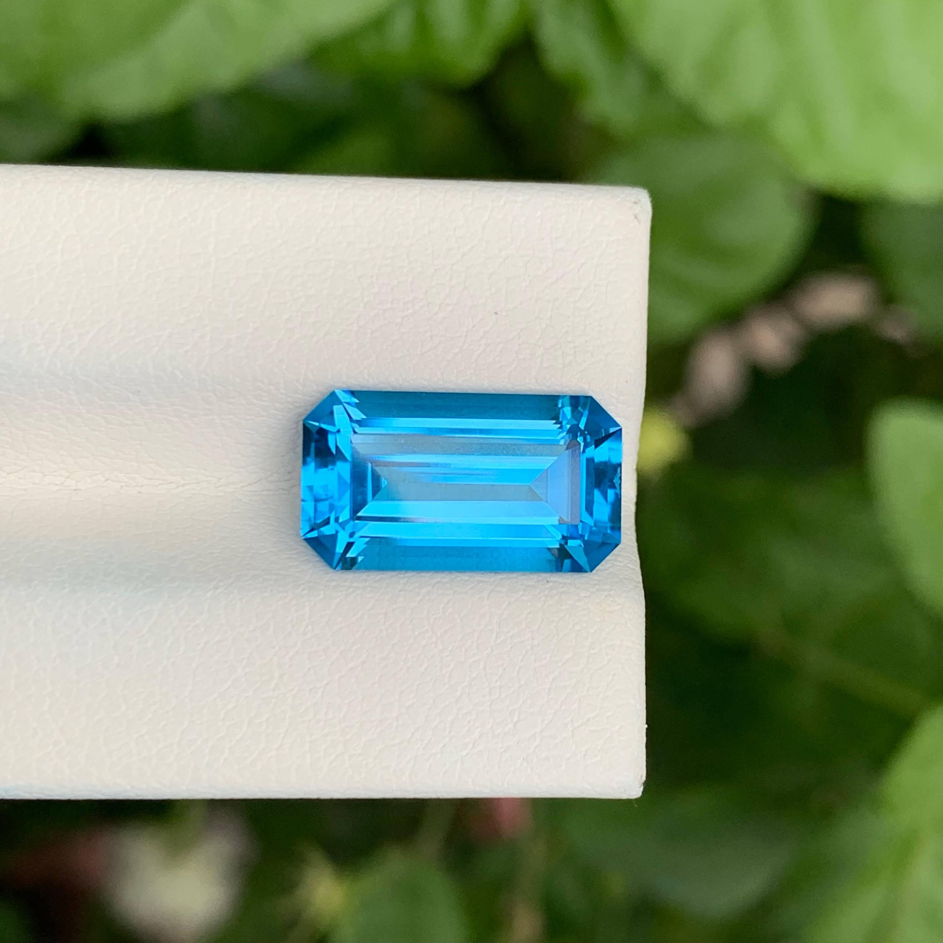 Peso 7,20 quilates
Dimensiones 15,2x8,5x6mm
Tratamiento Ninguno
Origen Madagascar
Claridad  Lupa Limpia
Forma Octágono
Esmeralda tallada 


Compra este impresionante Topacio Azul Neón Natural de 7,20 quilates, una gema certificada procedente de