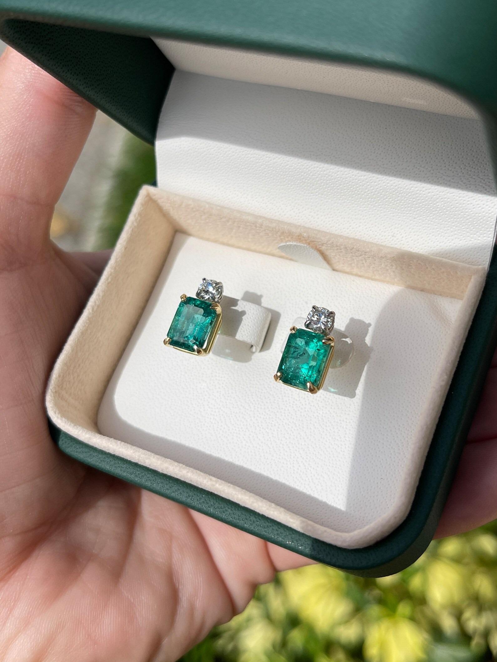 7.20tcw AAA Vivid Green Natural Emerald & Diamond Accent Top Stud Earrings 18K In New Condition For Sale In Jupiter, FL