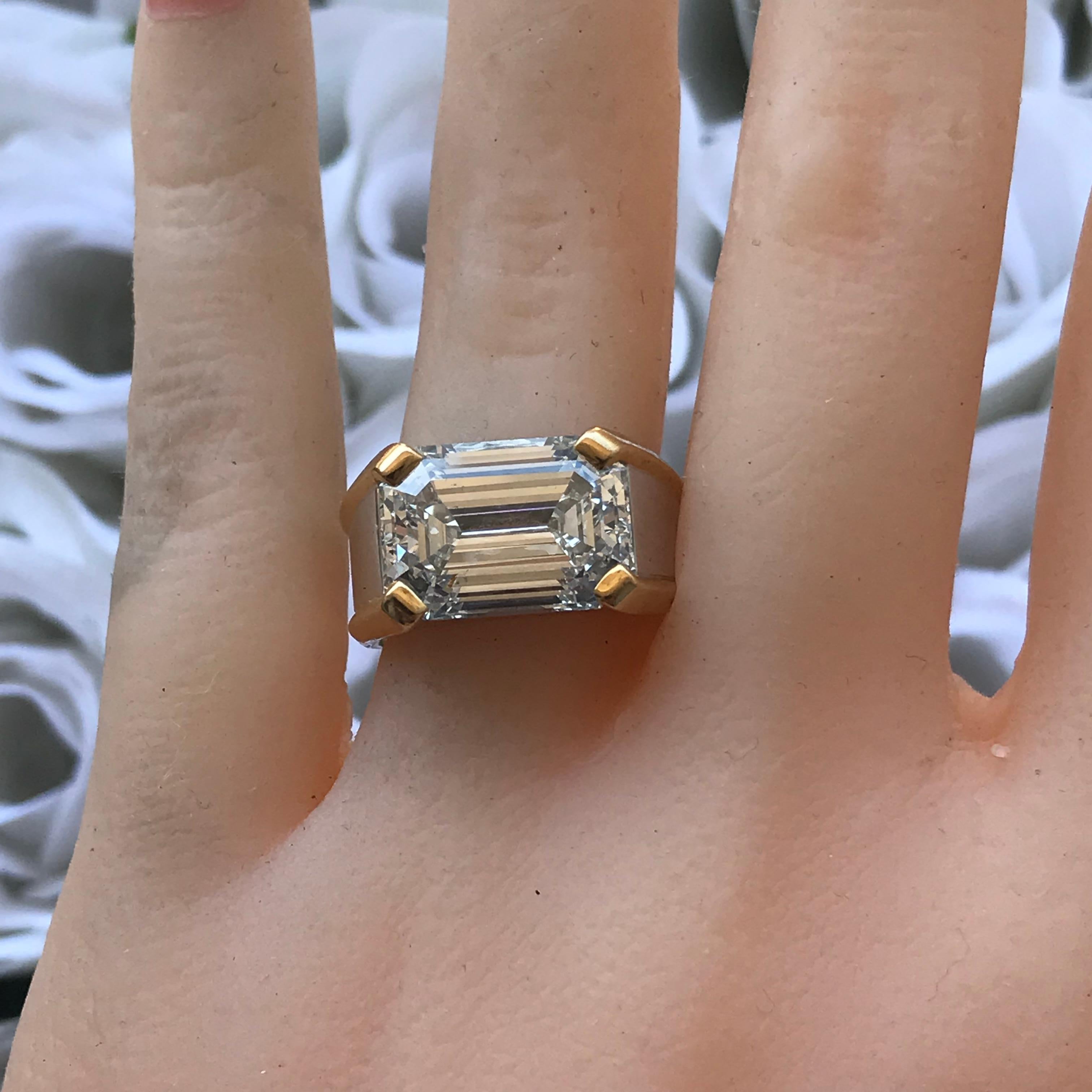 7.21 Carat Emerald Cut Diamond Men’s Ring E Color SI1 Clarity GIA Certified For Sale 3