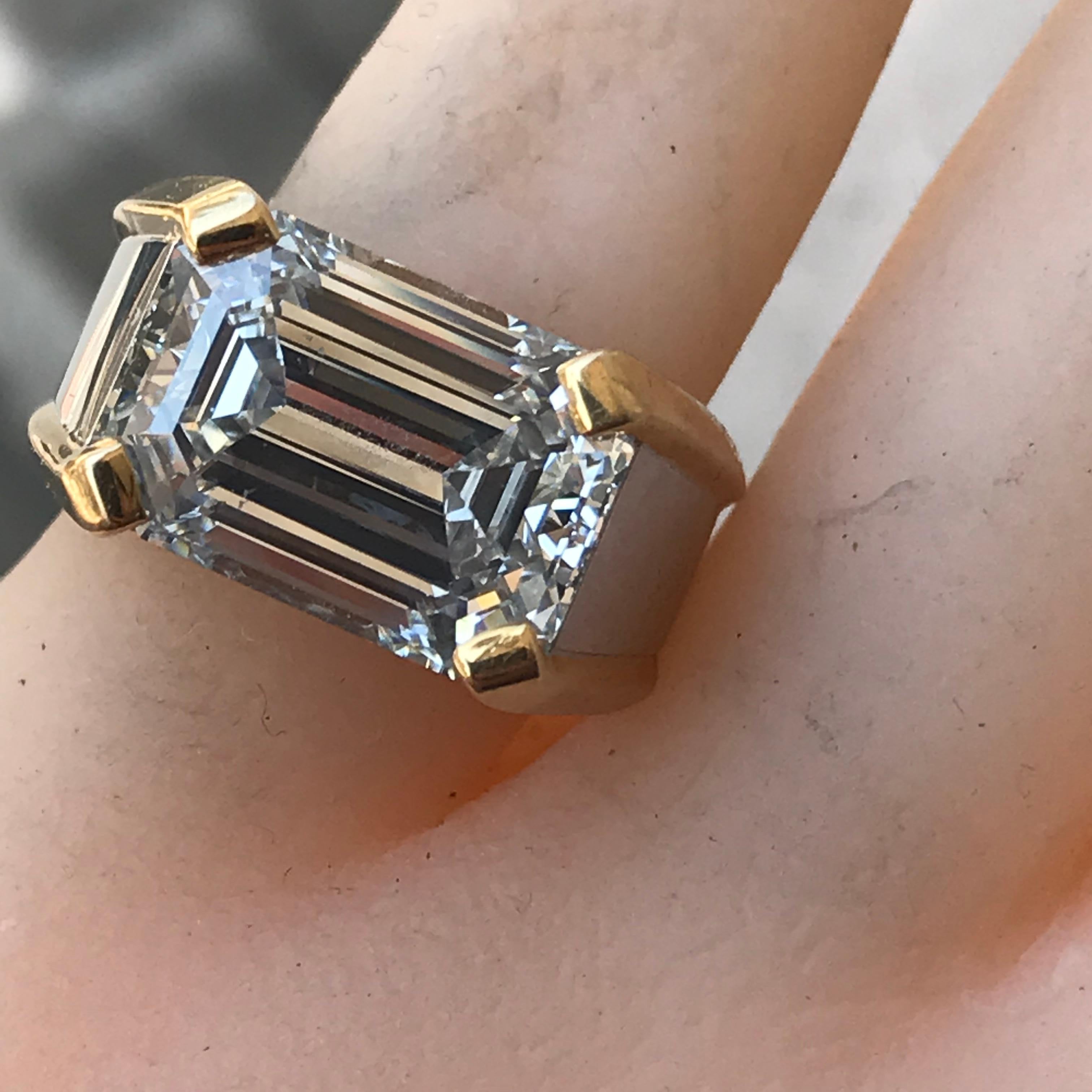 Women's or Men's 7.21 Carat Emerald Cut Diamond Men’s Ring E Color SI1 Clarity GIA Certified For Sale