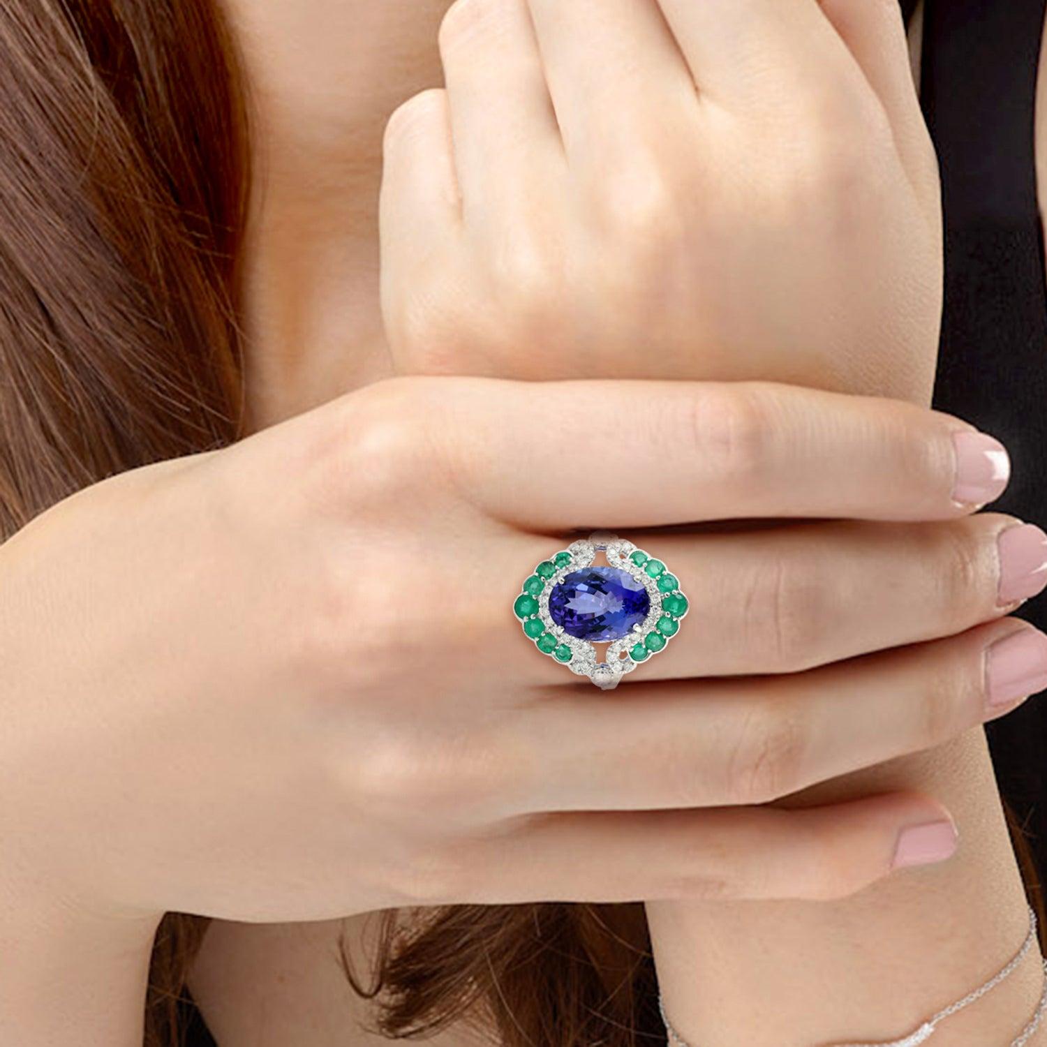 For Sale:  7.21 Carat Tanzanite Emerald Diamond 14 Karat Gold Ring 3