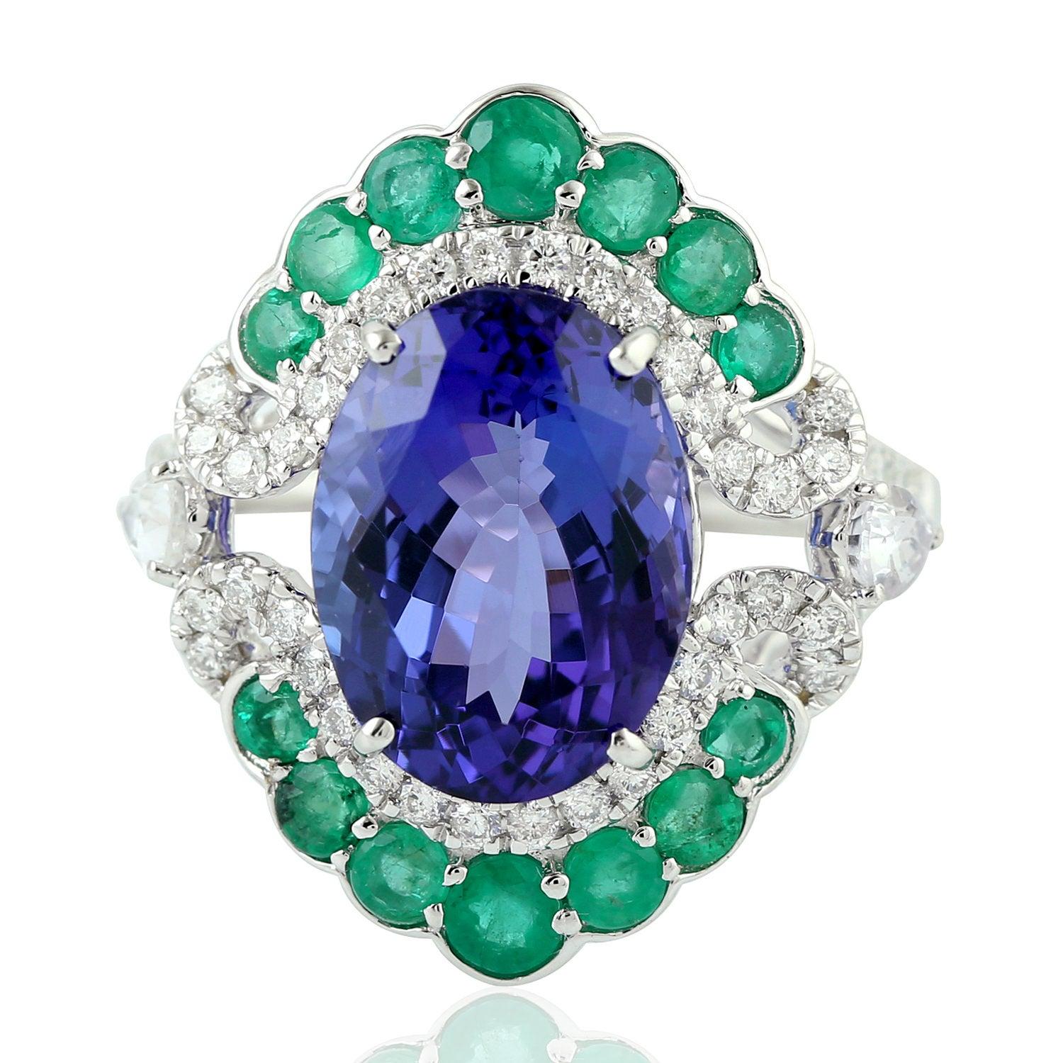 For Sale:  7.21 Carat Tanzanite Emerald Diamond 14 Karat Gold Ring 4
