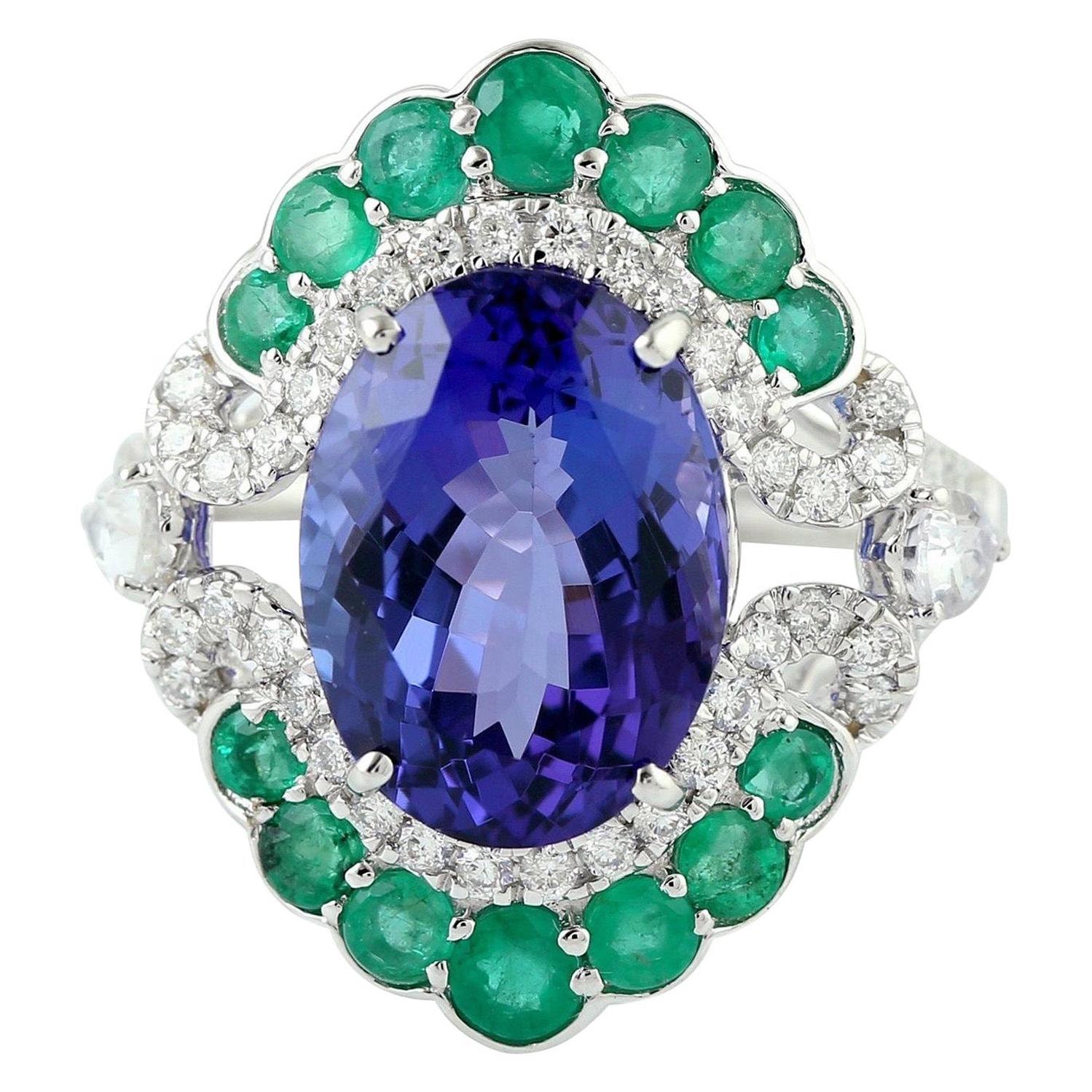 For Sale:  7.21 Carat Tanzanite Emerald Diamond 14 Karat Gold Ring