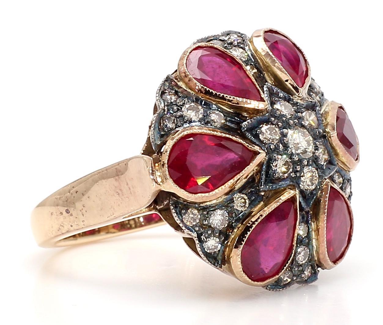7.22 Carat Ruby and 1 Carat Diamond 18K Gold Ring For Sale 2