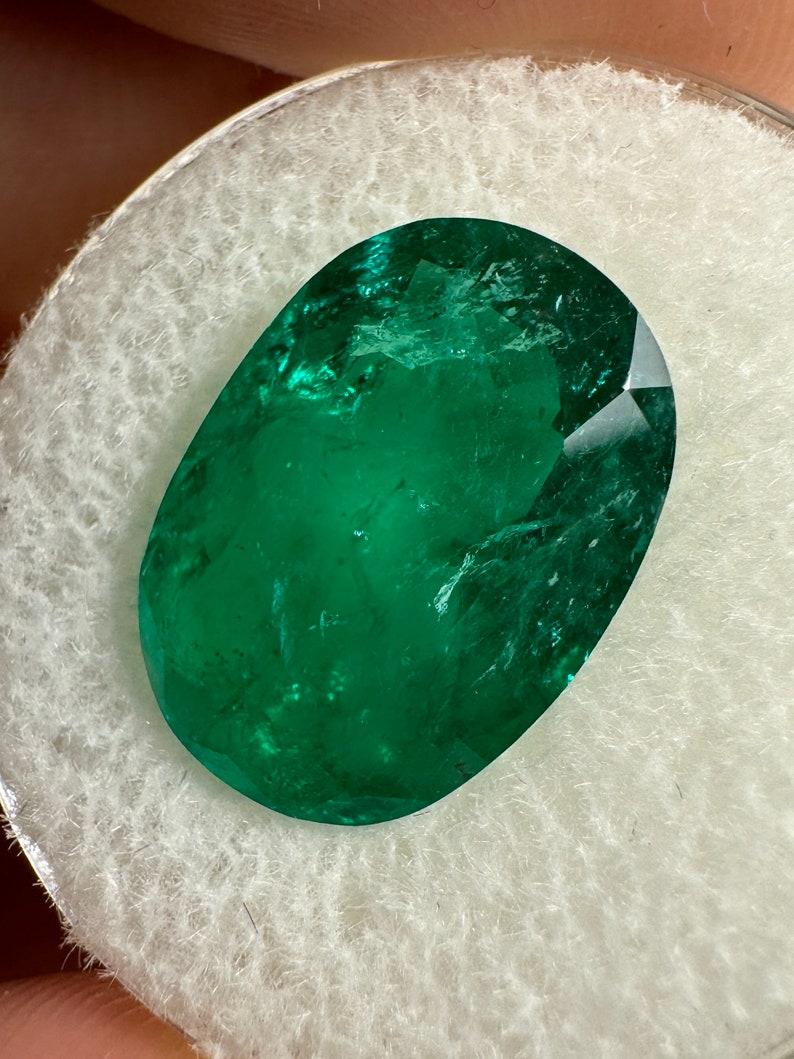7,22 Karat Vivid Muzo Grün Kolumbianischer Smaragd Ovalschliff - Mai Geburtsstein Edelstein (Moderne) im Angebot