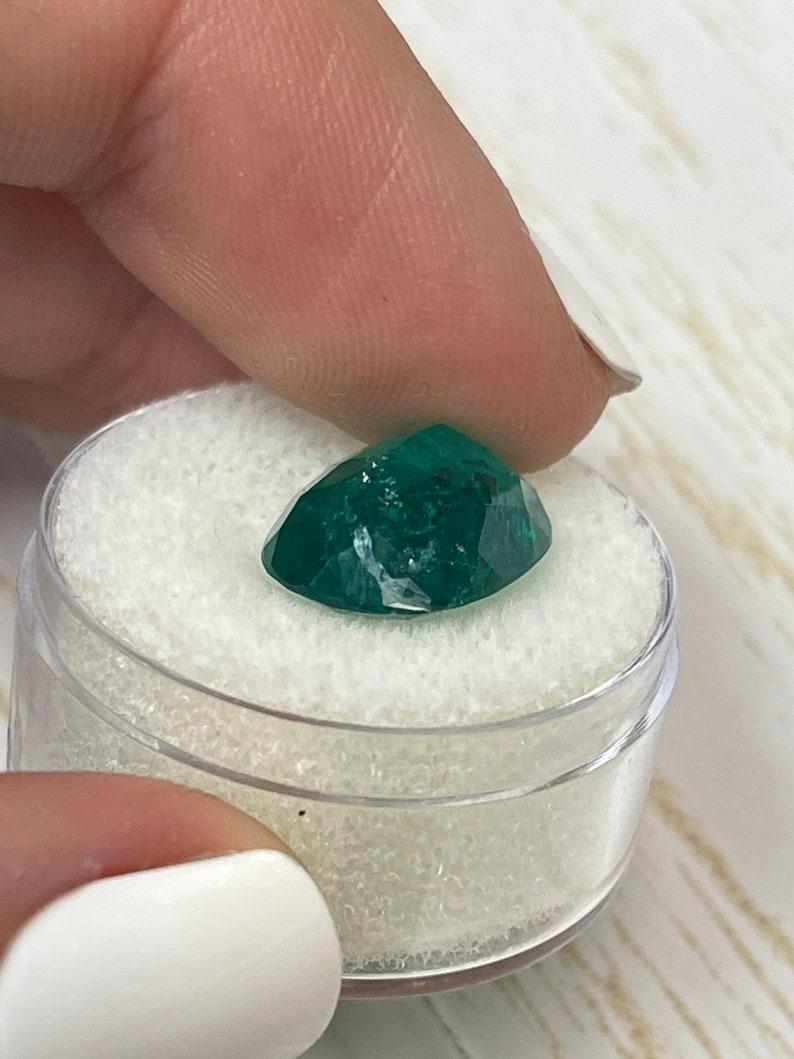 7,22 Karat Vivid Muzo Grün Kolumbianischer Smaragd Ovalschliff - Mai Geburtsstein Edelstein im Angebot 2