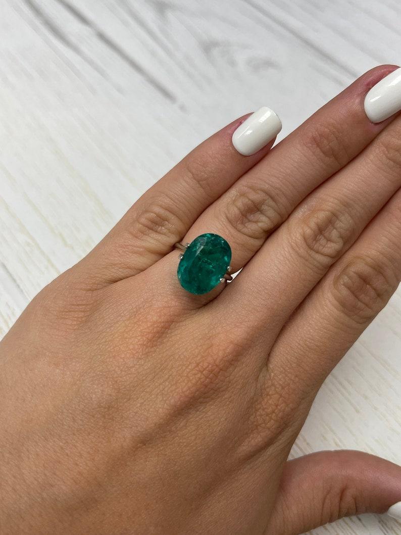 7,22 Karat Vivid Muzo Grün Kolumbianischer Smaragd Ovalschliff - Mai Geburtsstein Edelstein im Angebot 4