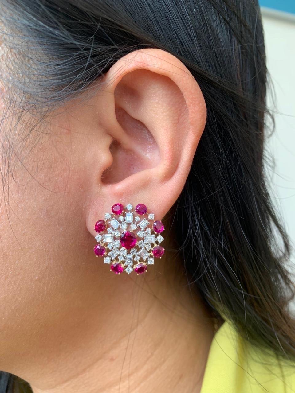 da uomo o donna Rubino Burma da 7.23 carati  Orecchini con diamanti e senza calore in oro bianco 18 carati in vendita