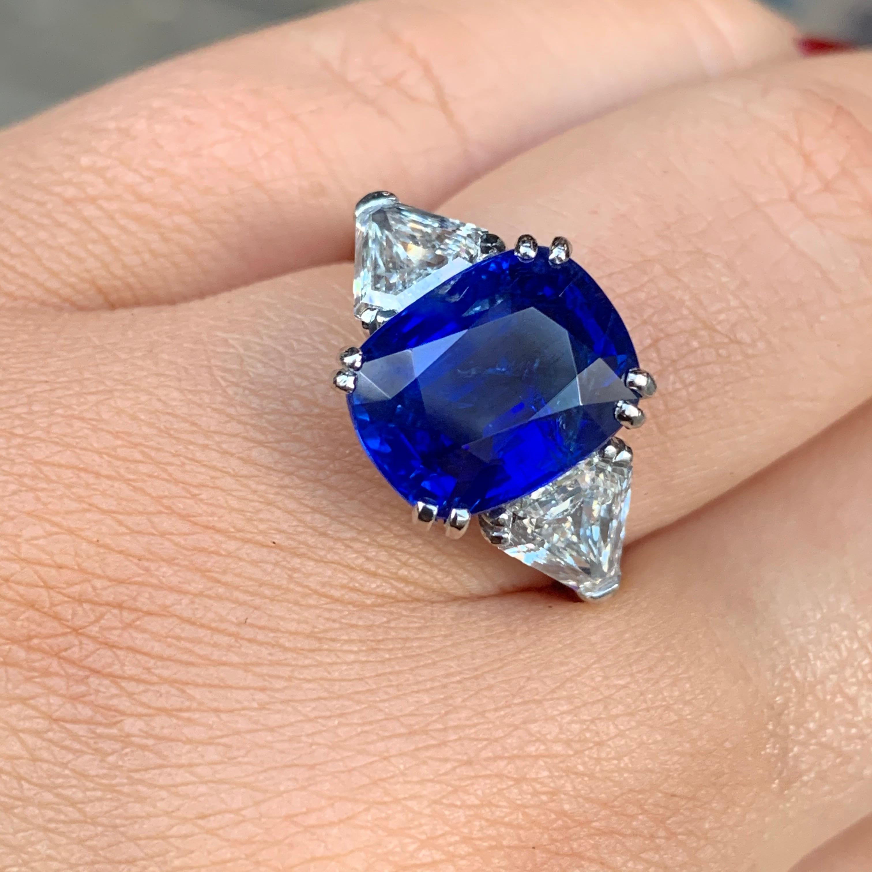 Women's 7.23 Carat Unenhanced Royal Blue Burmese Sapphire and Diamond Ring, circa 1960s For Sale