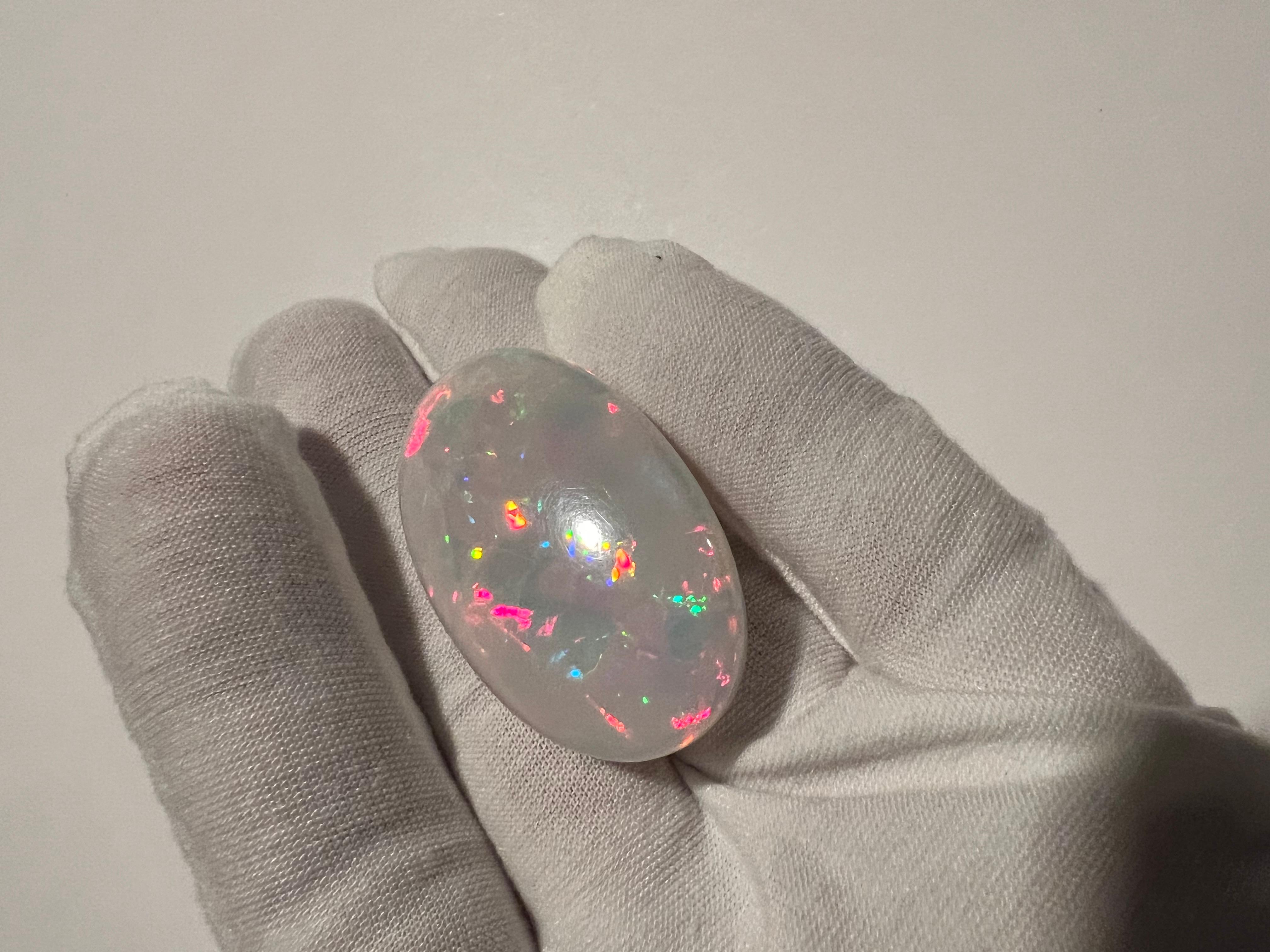 72.30 Carat Oval Shape Natural Opal Loose Gemstone (Opale naturelle en vrac)  en vente 4